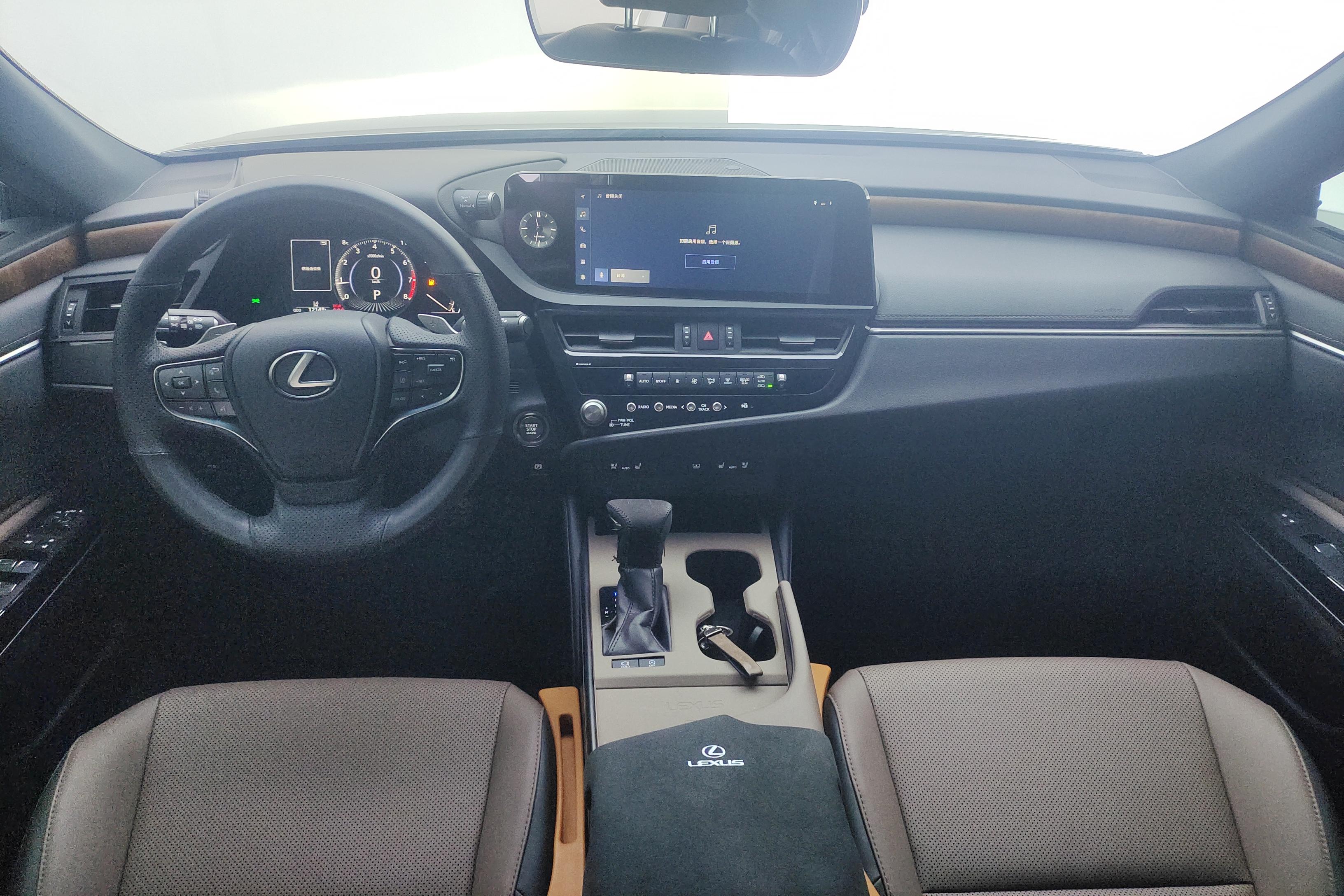 雷克萨斯ES 200 [进口] 2022款 2.0L 自动 豪华版 