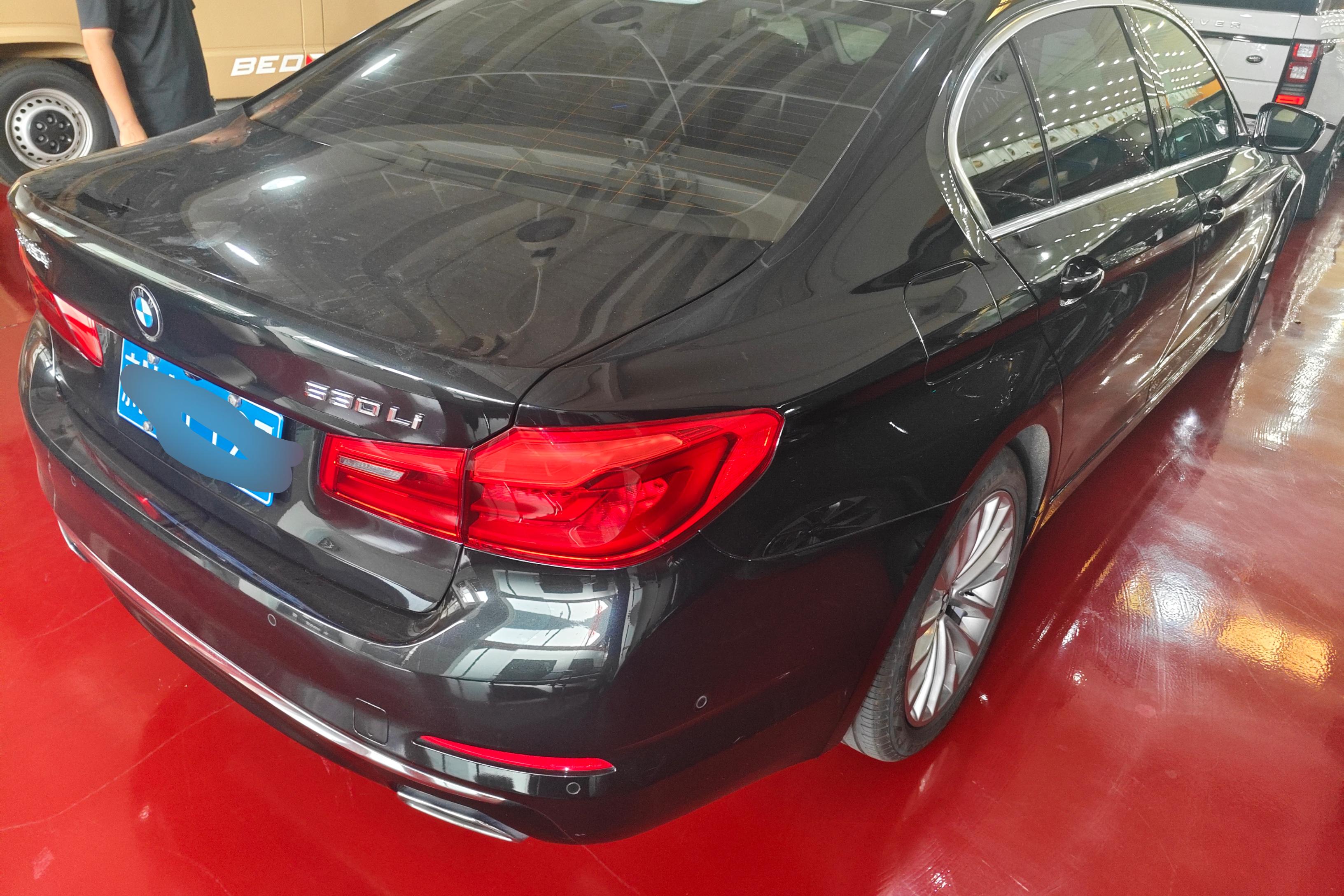 宝马5系 530Li 2020款 2.0T 自动 后驱 尊享型豪华套装 (国Ⅵ) 