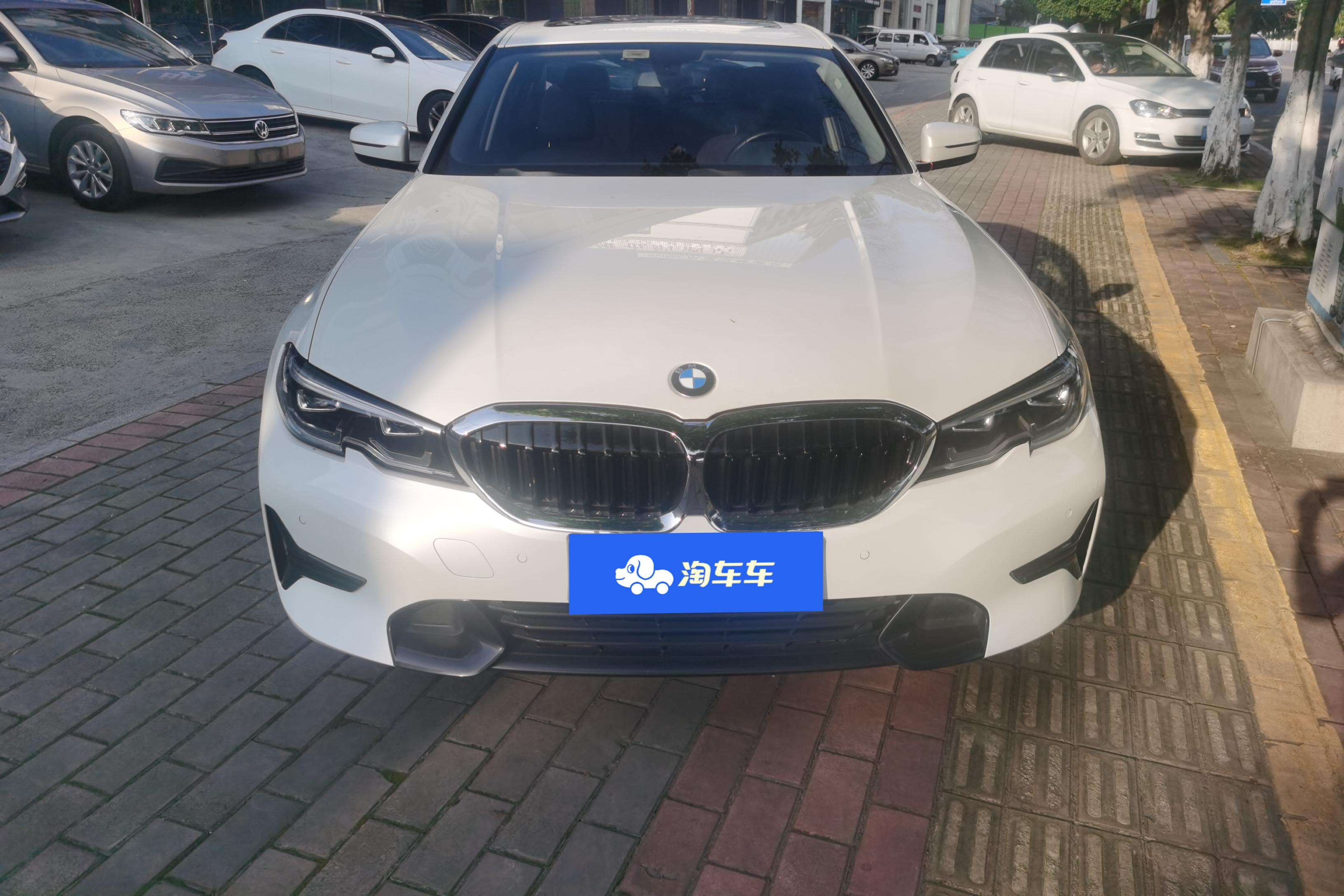 宝马3系 320i 2021款 2.0T 自动 汽油 改款运动套装 (国Ⅵ) 