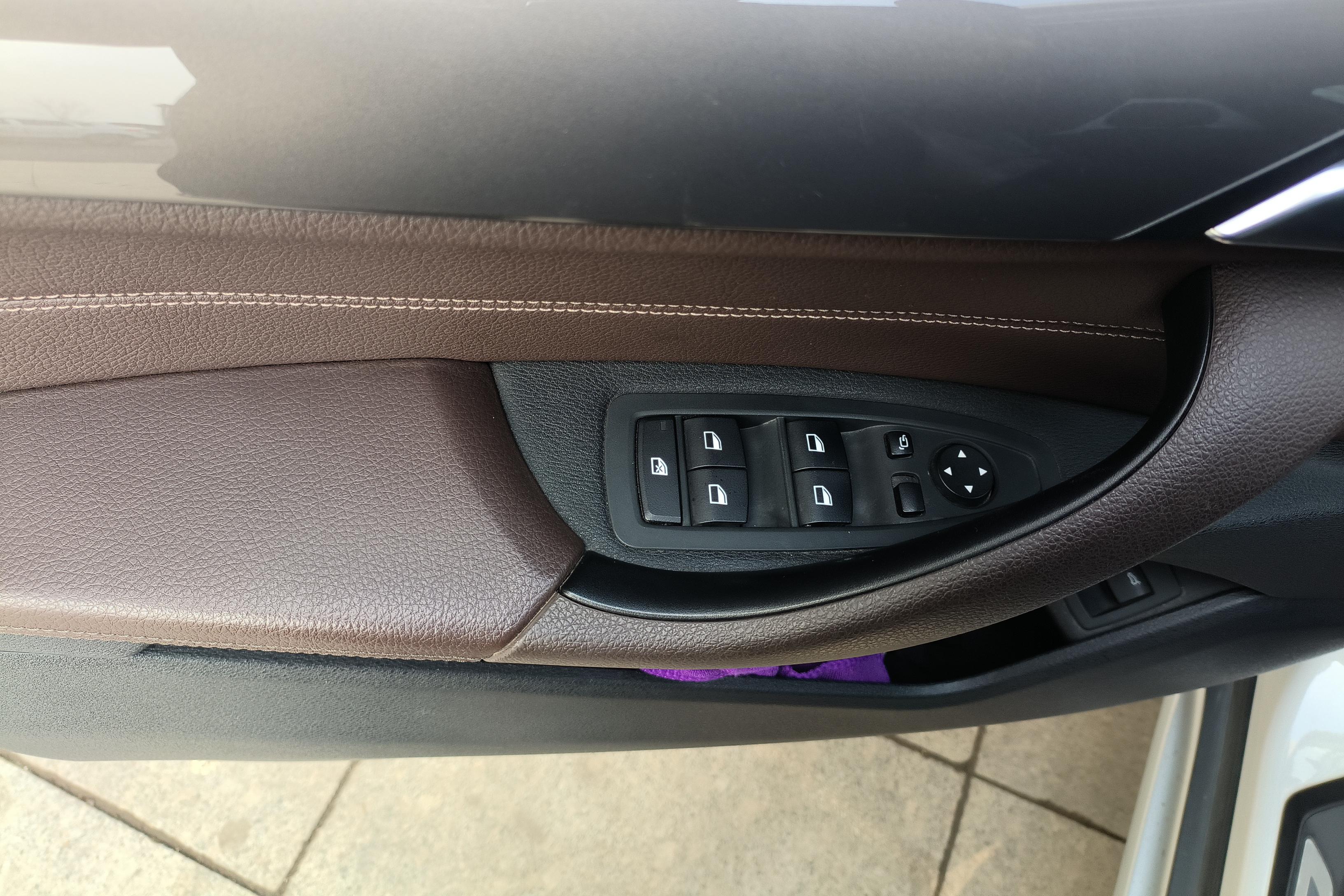 宝马X1 sDrive18Li 2019款 1.5T 自动 前驱 汽油 尊享型 (国Ⅴ) 