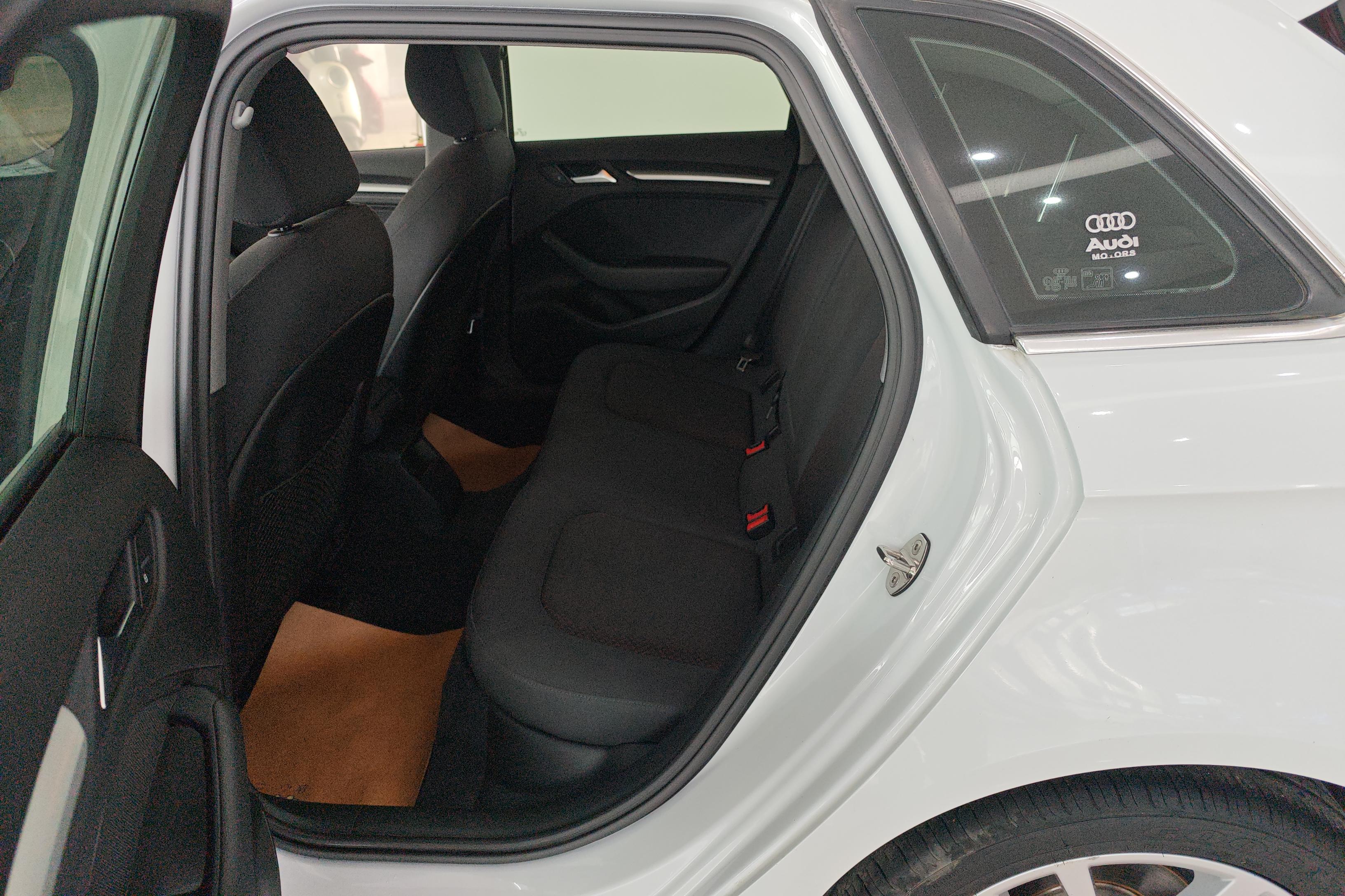 奥迪A3 35TFSI 2019款 1.4T 自动 汽油 进取型Sportback (国Ⅵ) 