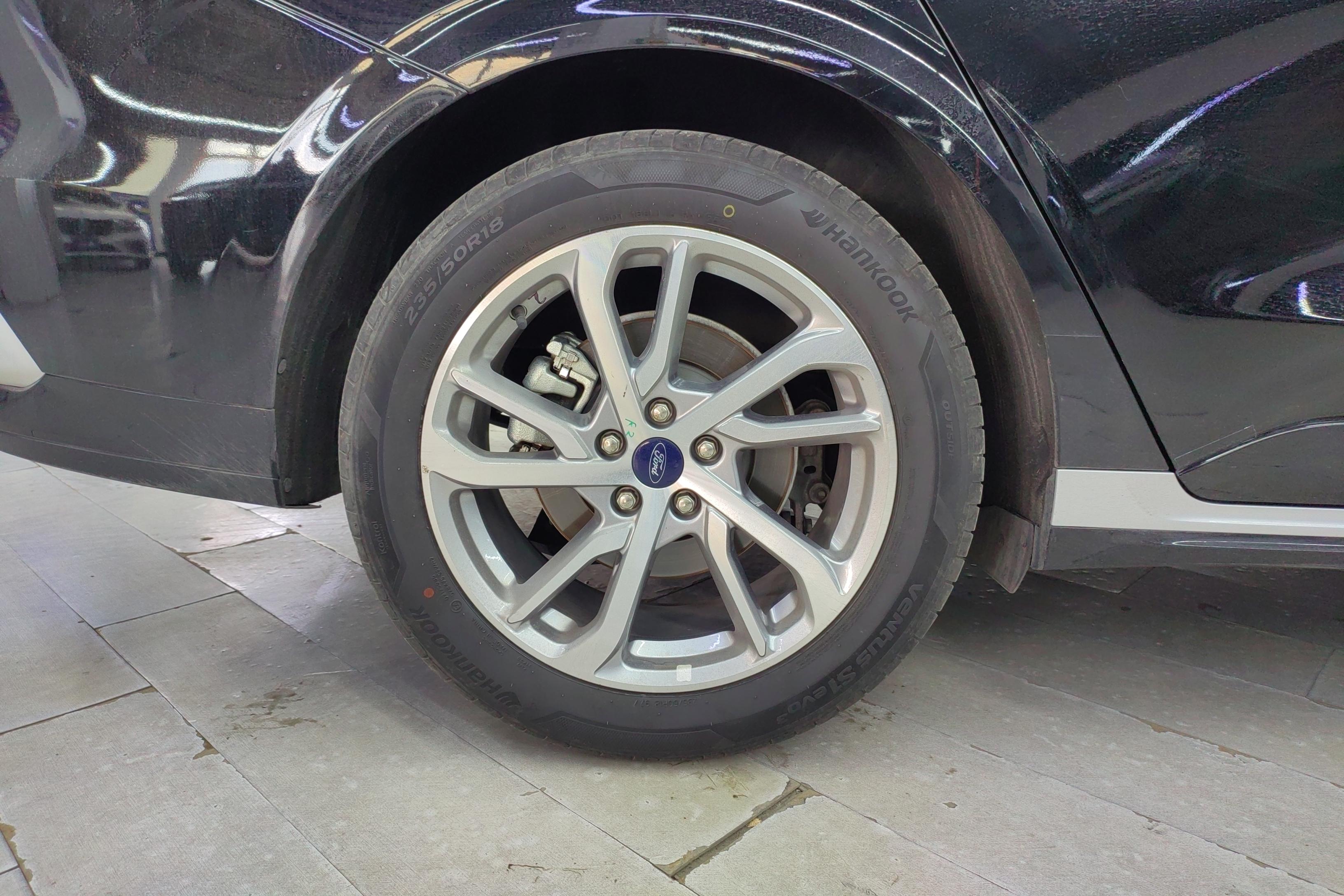 福特蒙迪欧 2022款 2.0T 自动 EcoBoost245改款豪华型 (国Ⅵ) 