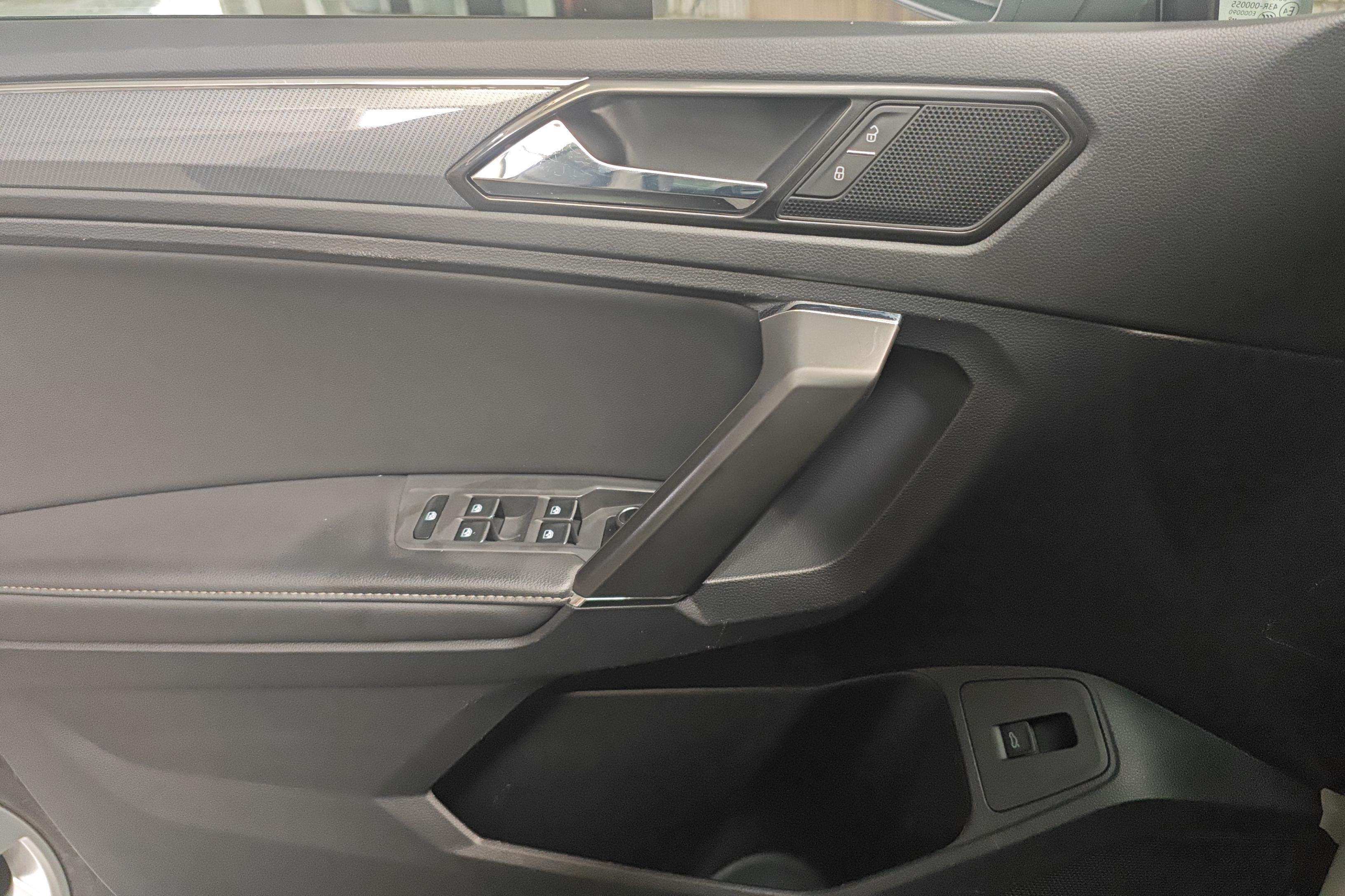 大众途观L R-Line 2019款 2.0T 自动 380TSI旗舰版 (国Ⅵ) 
