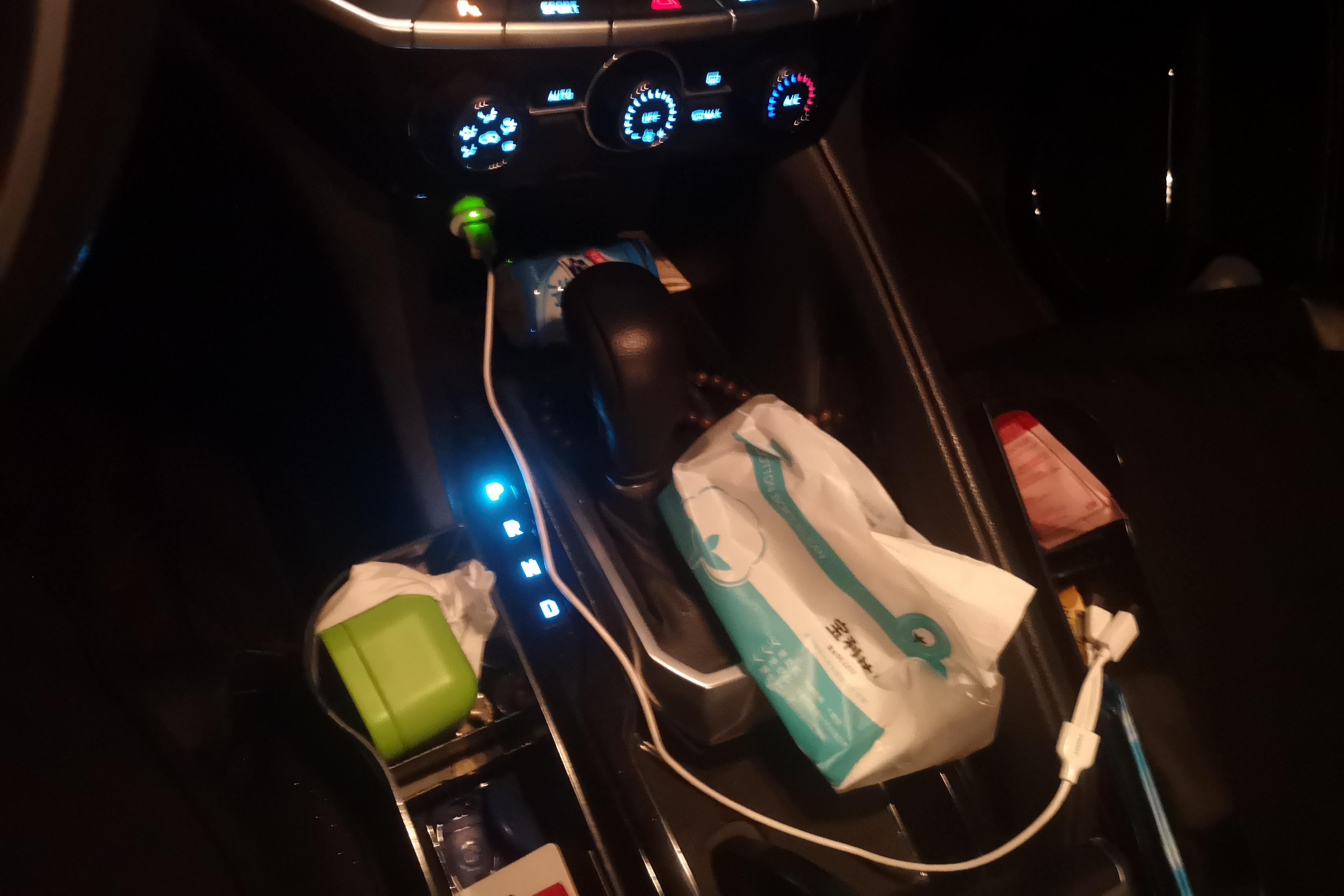 江铃驭胜 S350 2018款 2.0T 自动 四驱 豪华天窗版 (国Ⅴ) 