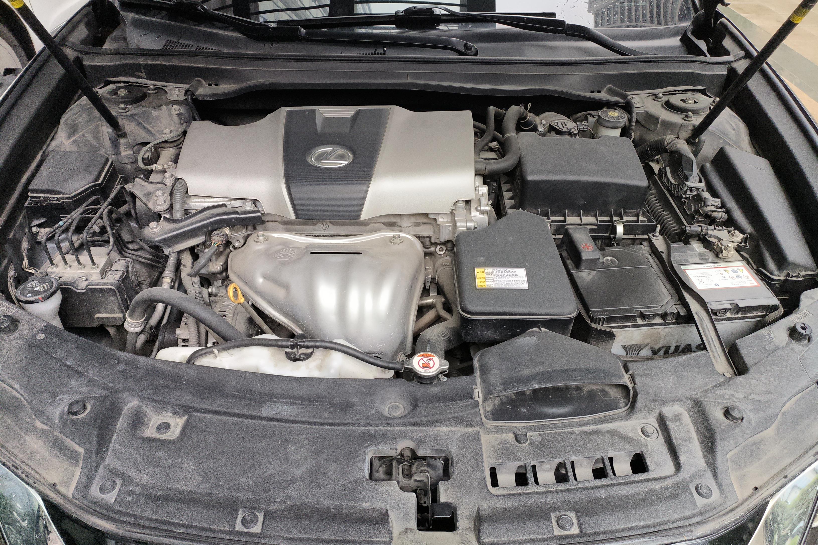 雷克萨斯ES 200 [进口] 2015款 2.0L 自动 舒适版 