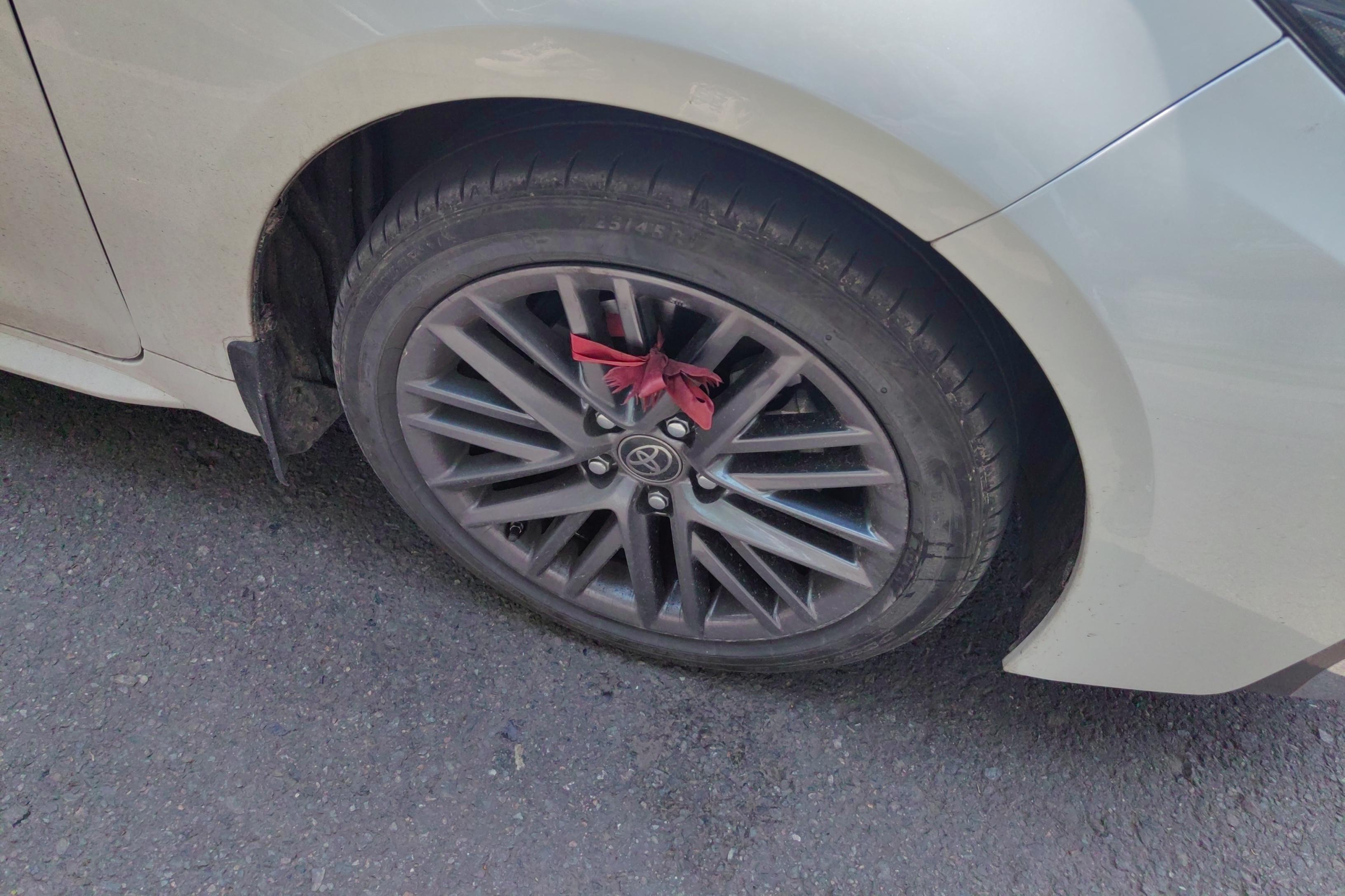 丰田凌尚 2021款 2.0L 自动 豪华版 (国Ⅵ) 