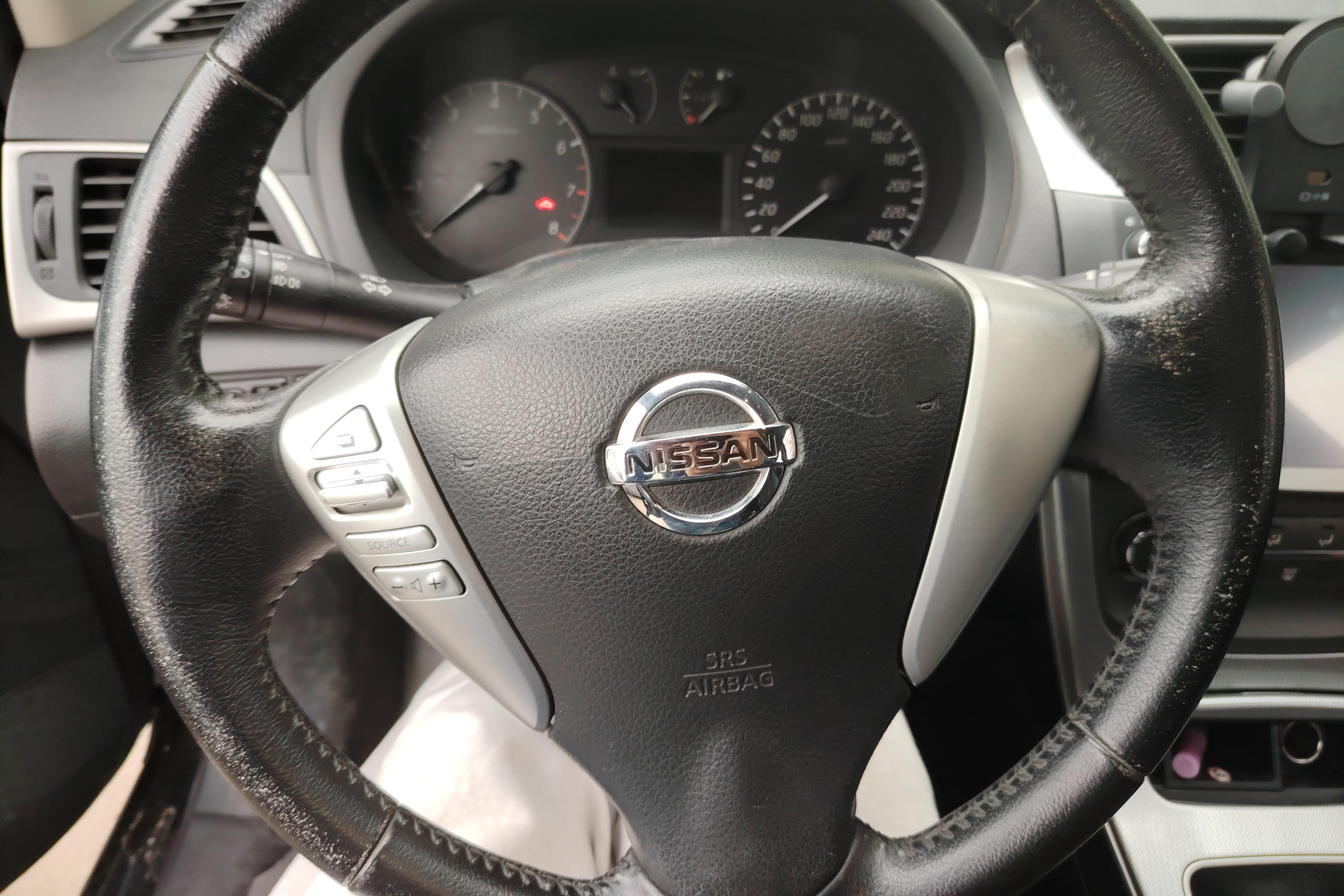 日产轩逸 2012款 1.6L 手动 XL豪华版 (国Ⅳ) 