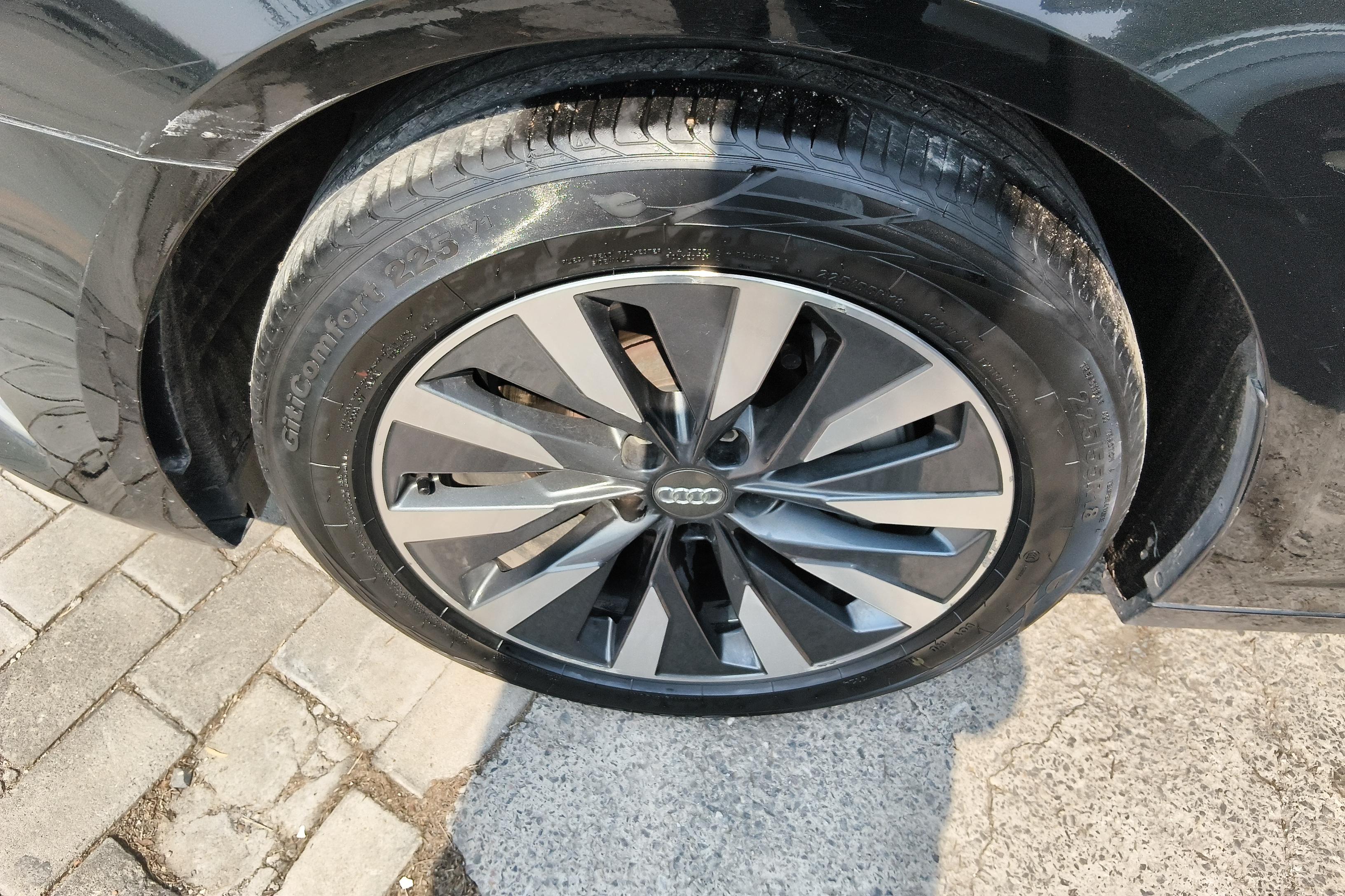 奥迪A6L 45TFSI 2022款 2.0T 自动 臻选致雅型 (国Ⅵ) 