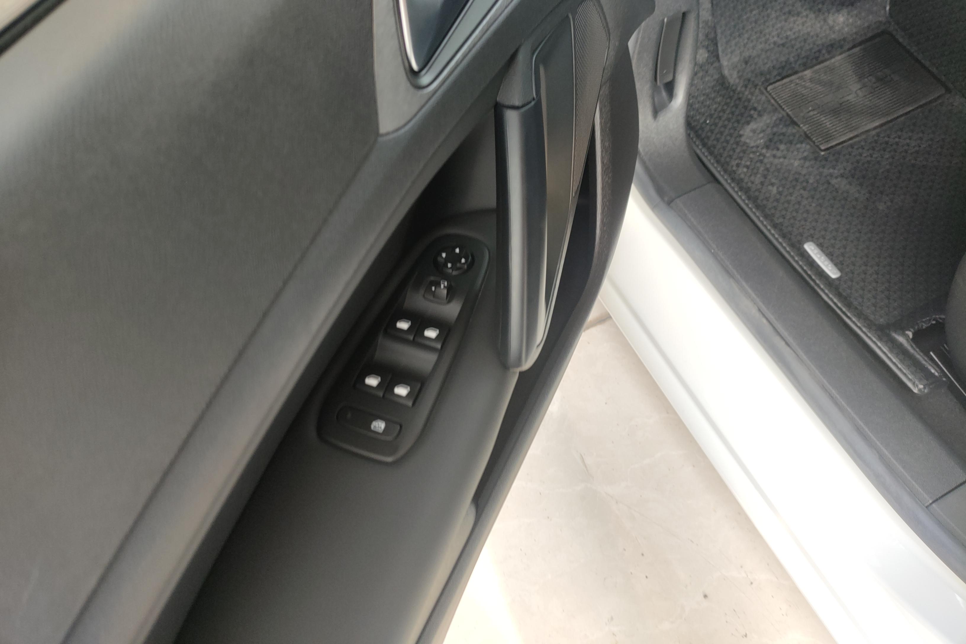 标致408 2022款 1.6T 自动 逐梦版 (国Ⅵ) 