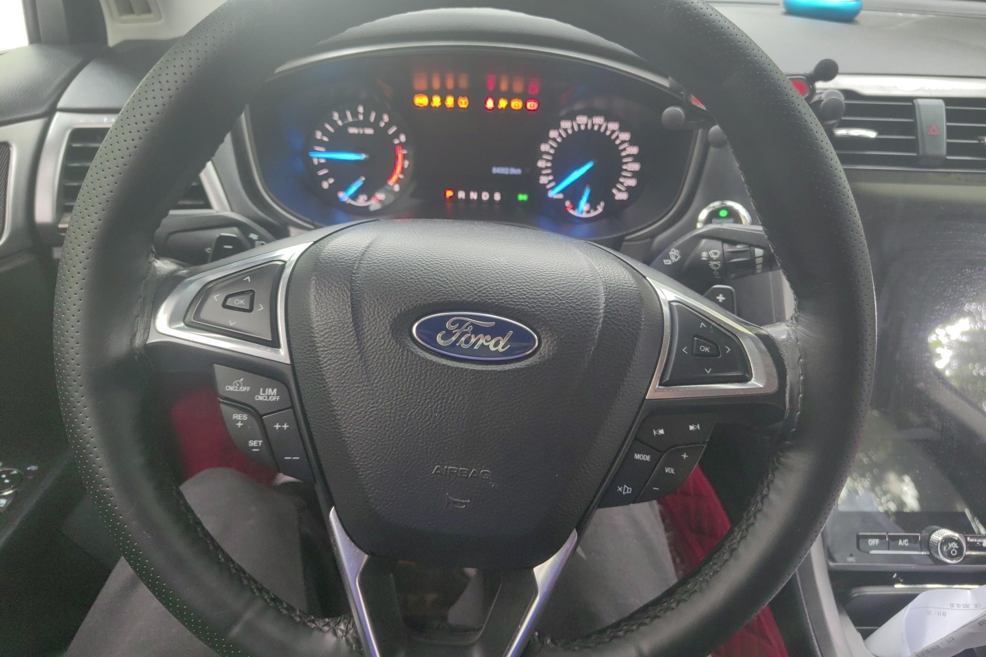 福特蒙迪欧 2018款 2.0T 自动 EcoBoost200时尚型 (国Ⅴ) 