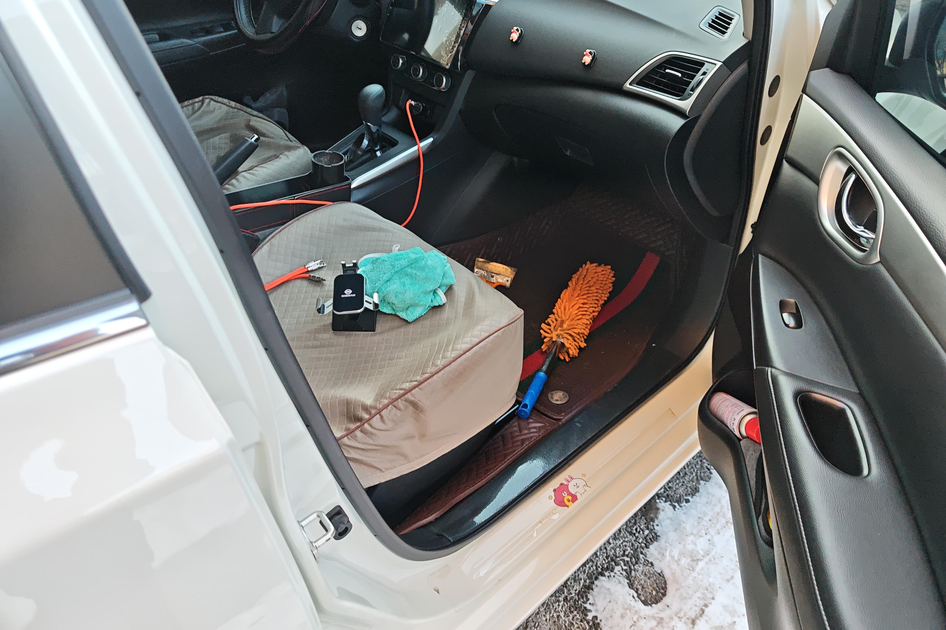 日产轩逸 2022款 1.6L 自动 经典XE舒适版 (国Ⅵ) 
