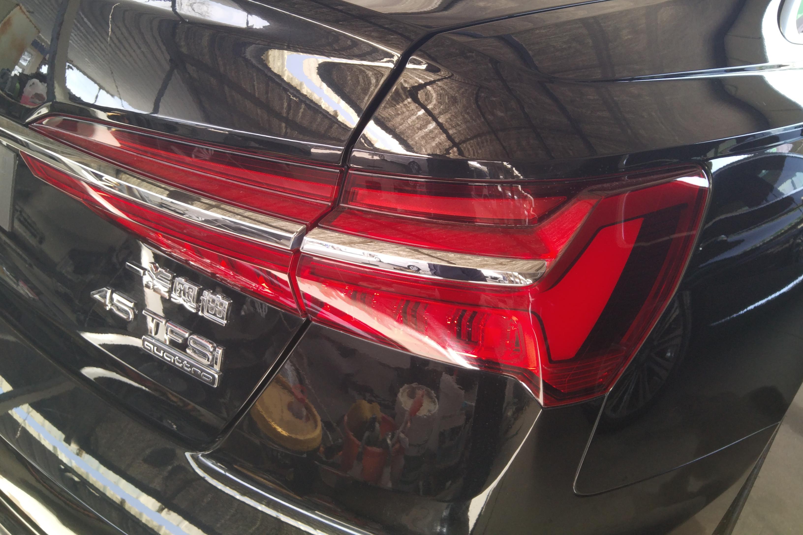 奥迪A6L 45TFSI 2019款 2.0T 自动 臻选动感型 (国Ⅵ) 