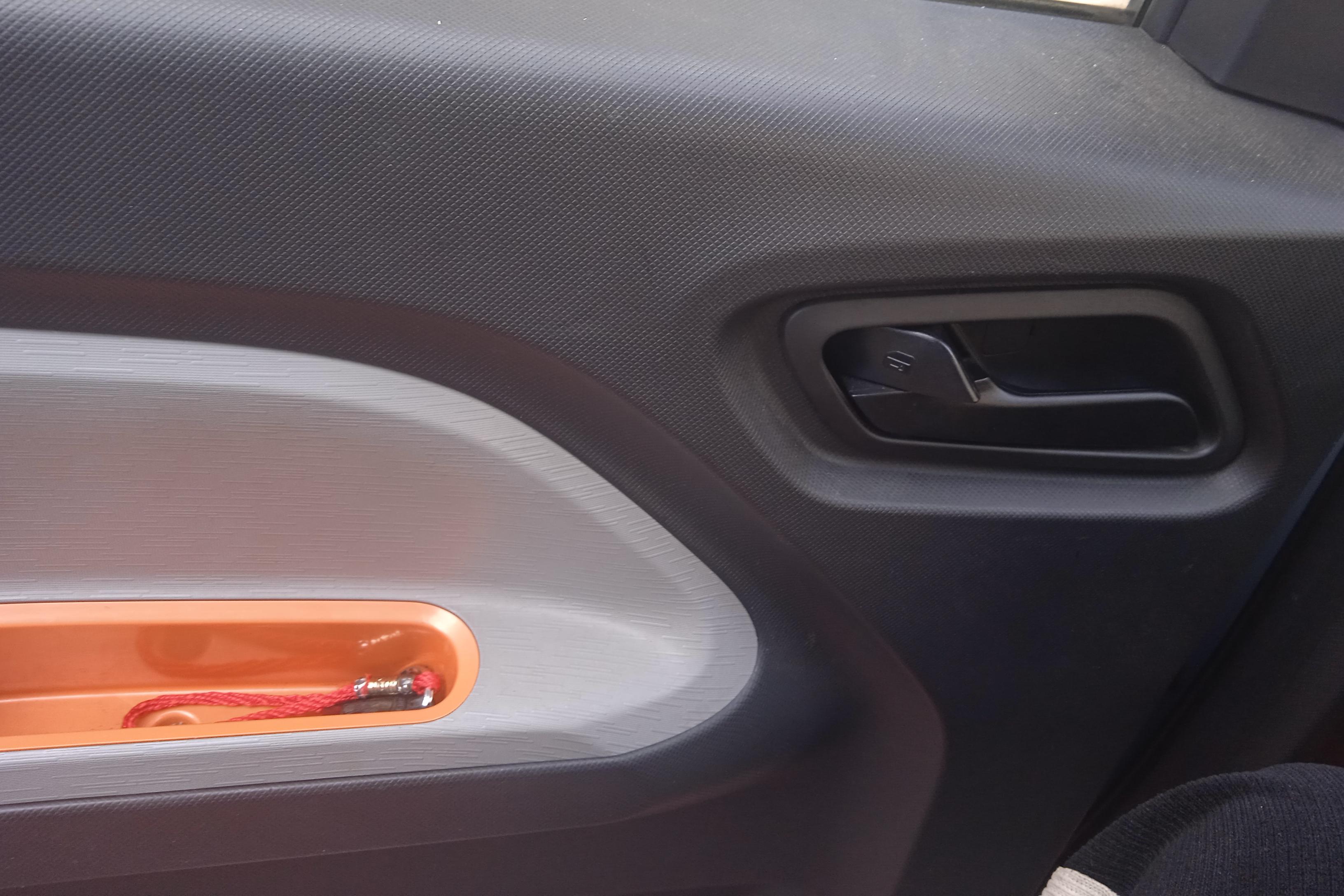 五菱宏光MINI EV 2020款 自动 悦享款磷酸铁锂 纯电动 