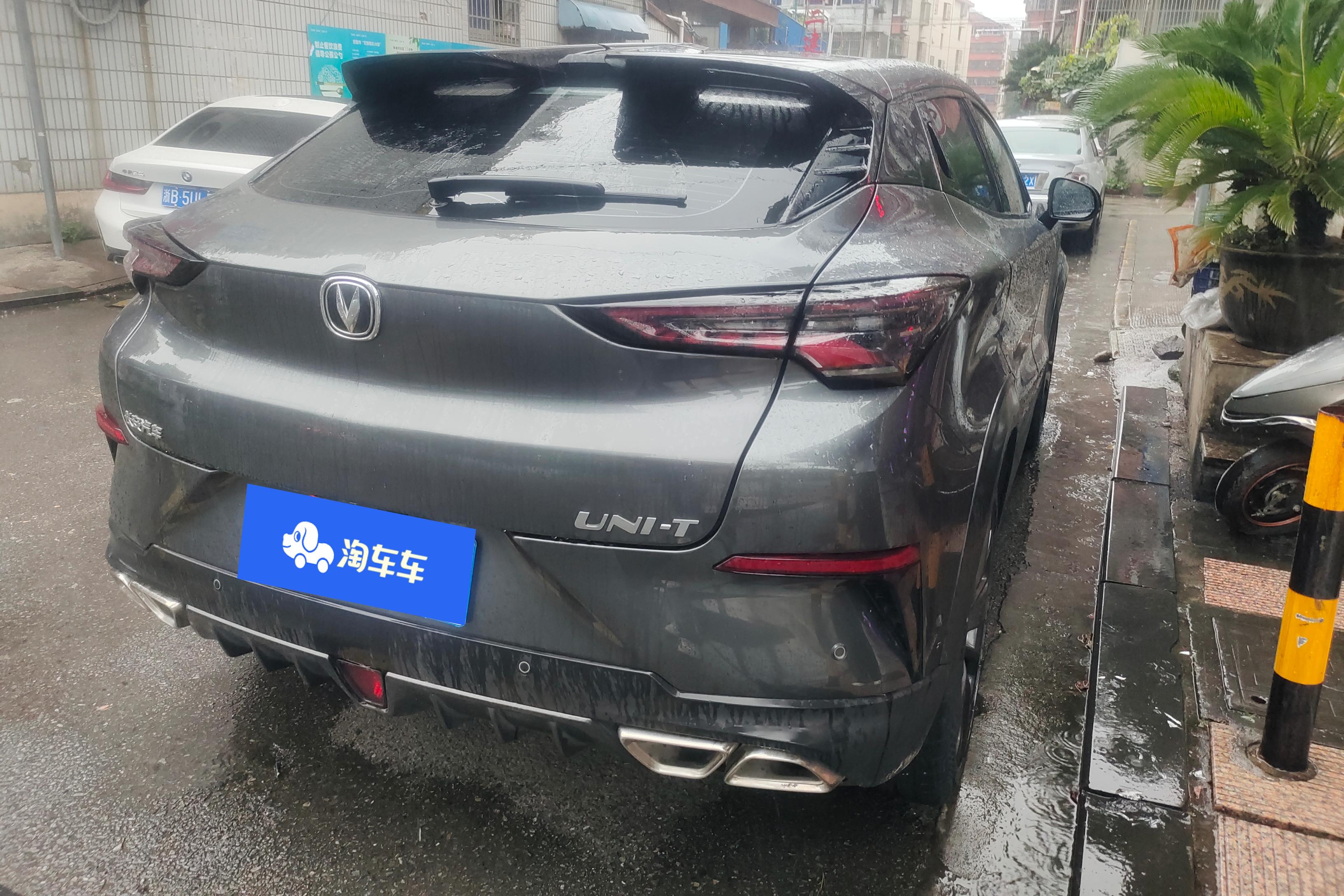 长安UNI-T 2020款 1.5T 自动 旗舰型 (国Ⅵ) 