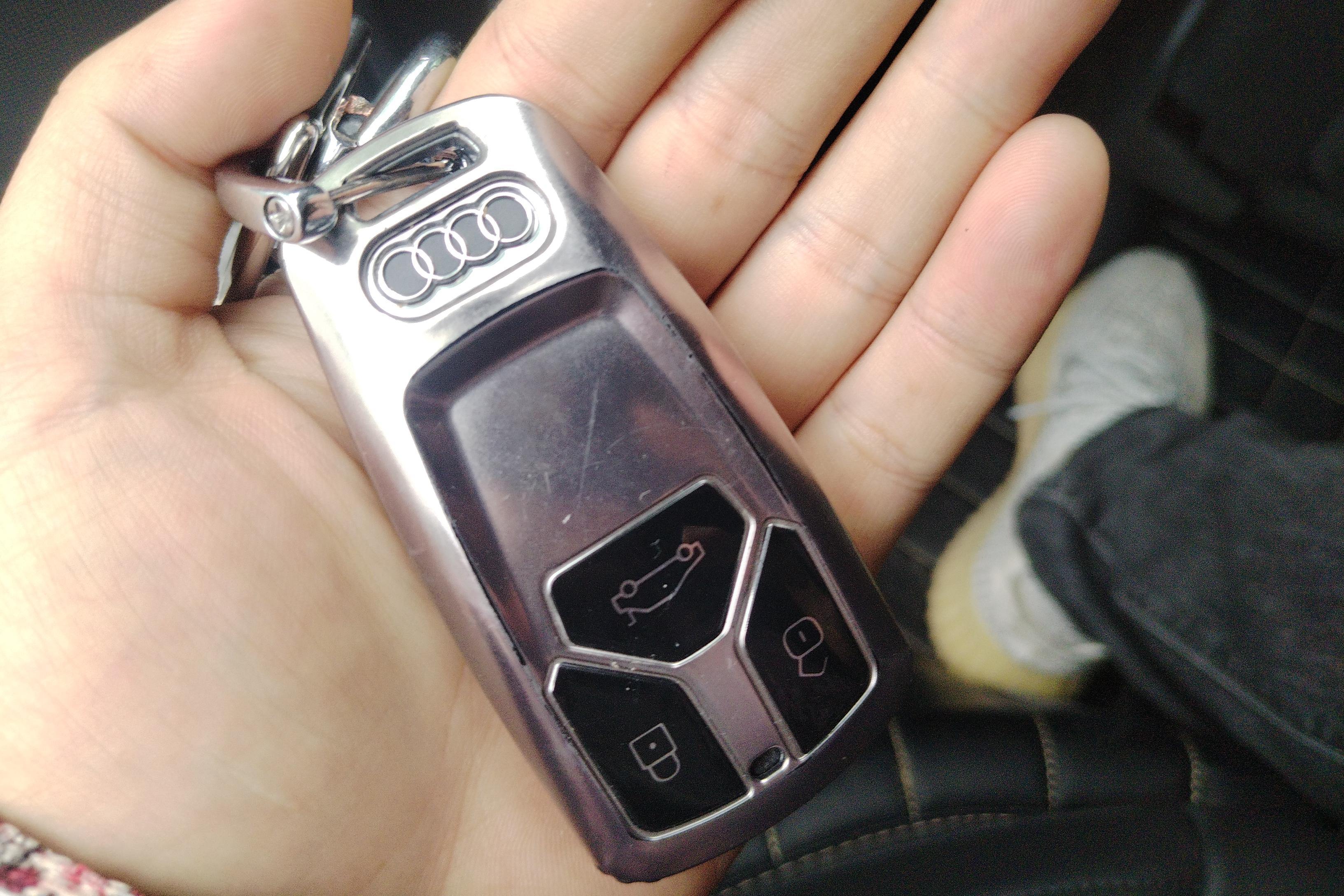 奥迪A5掀背 40TFSI [进口] 2023款 2.0T 自动 汽油 时尚动感型 