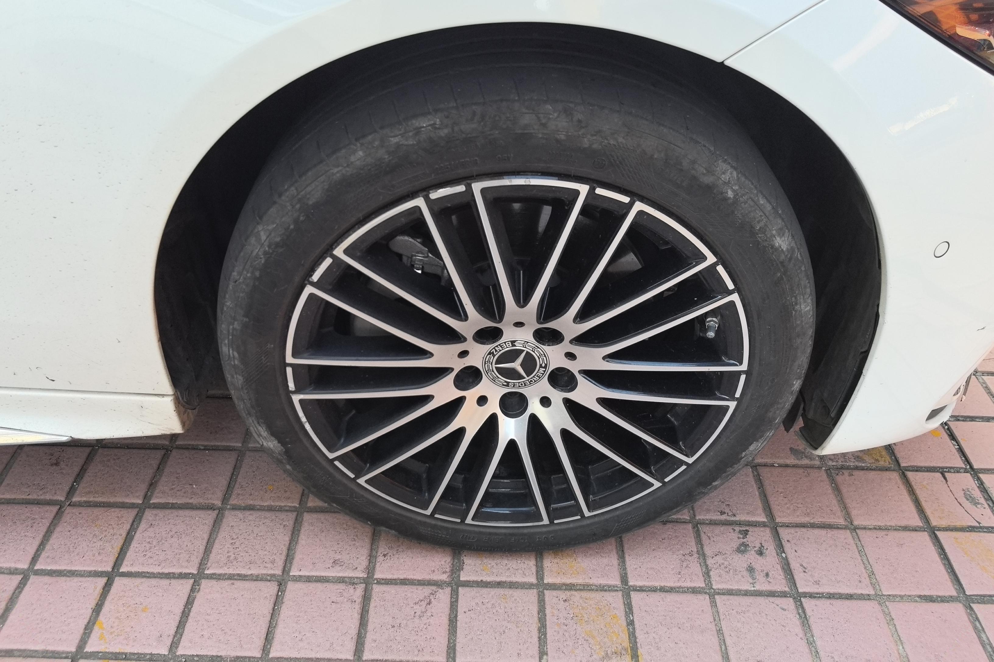 奔驰C级 C260L 2022款 1.5T 自动 运动版 (国Ⅵ) 