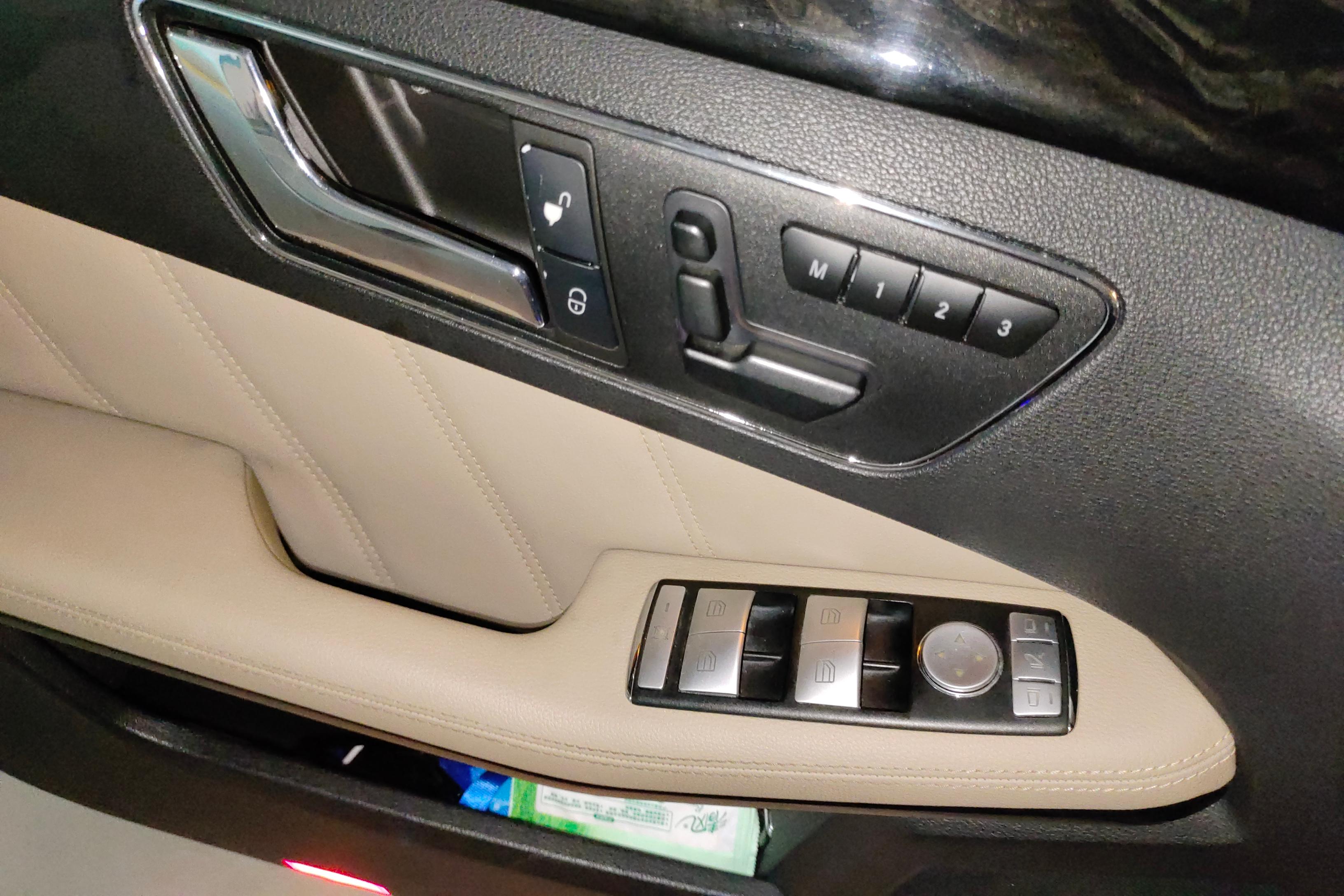 奔驰E级 E260 [进口] 2010款 1.8T 自动 汽油 时尚型 