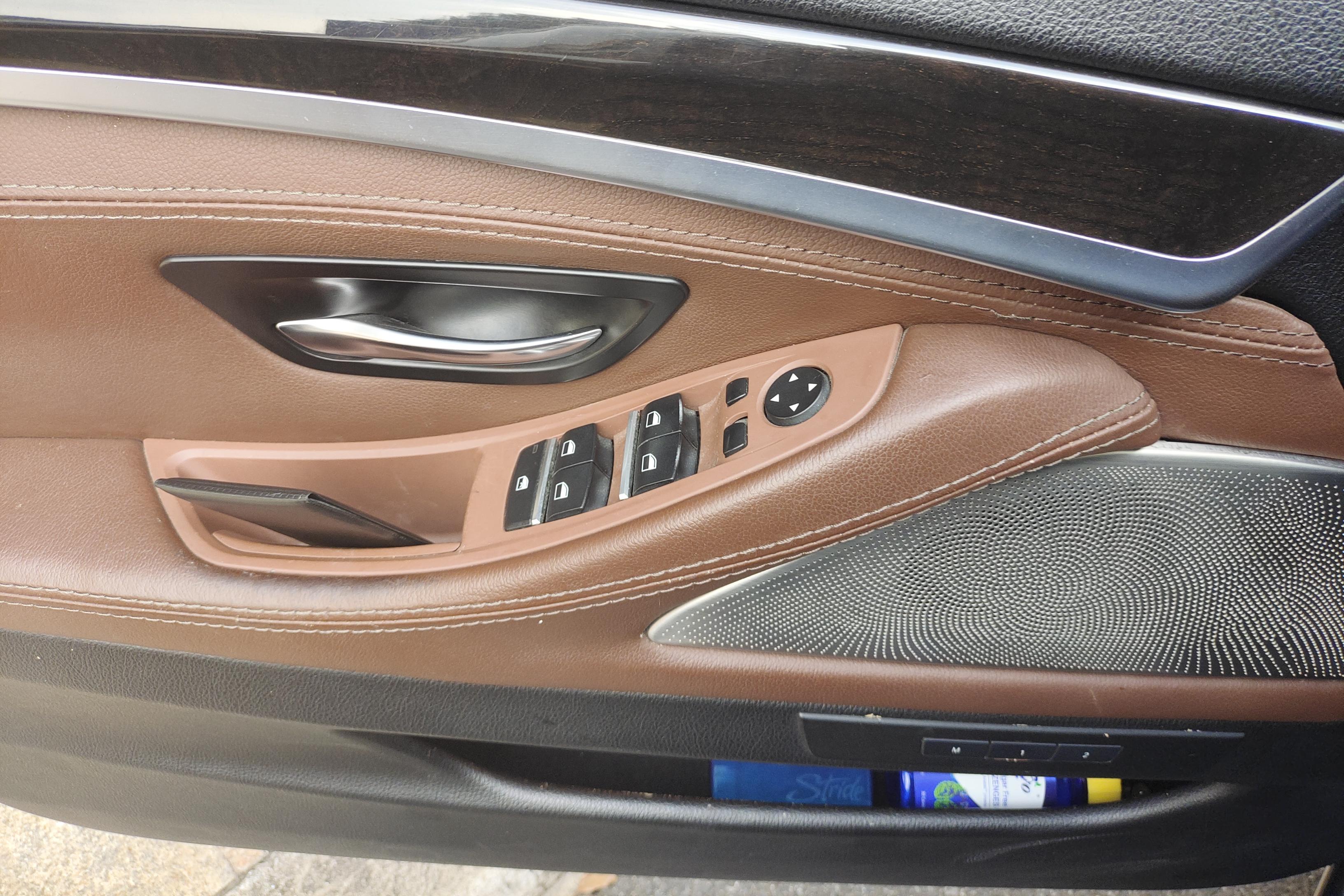 宝马5系 520Li 2013款 2.0T 自动 汽油 典雅型 (国Ⅳ) 