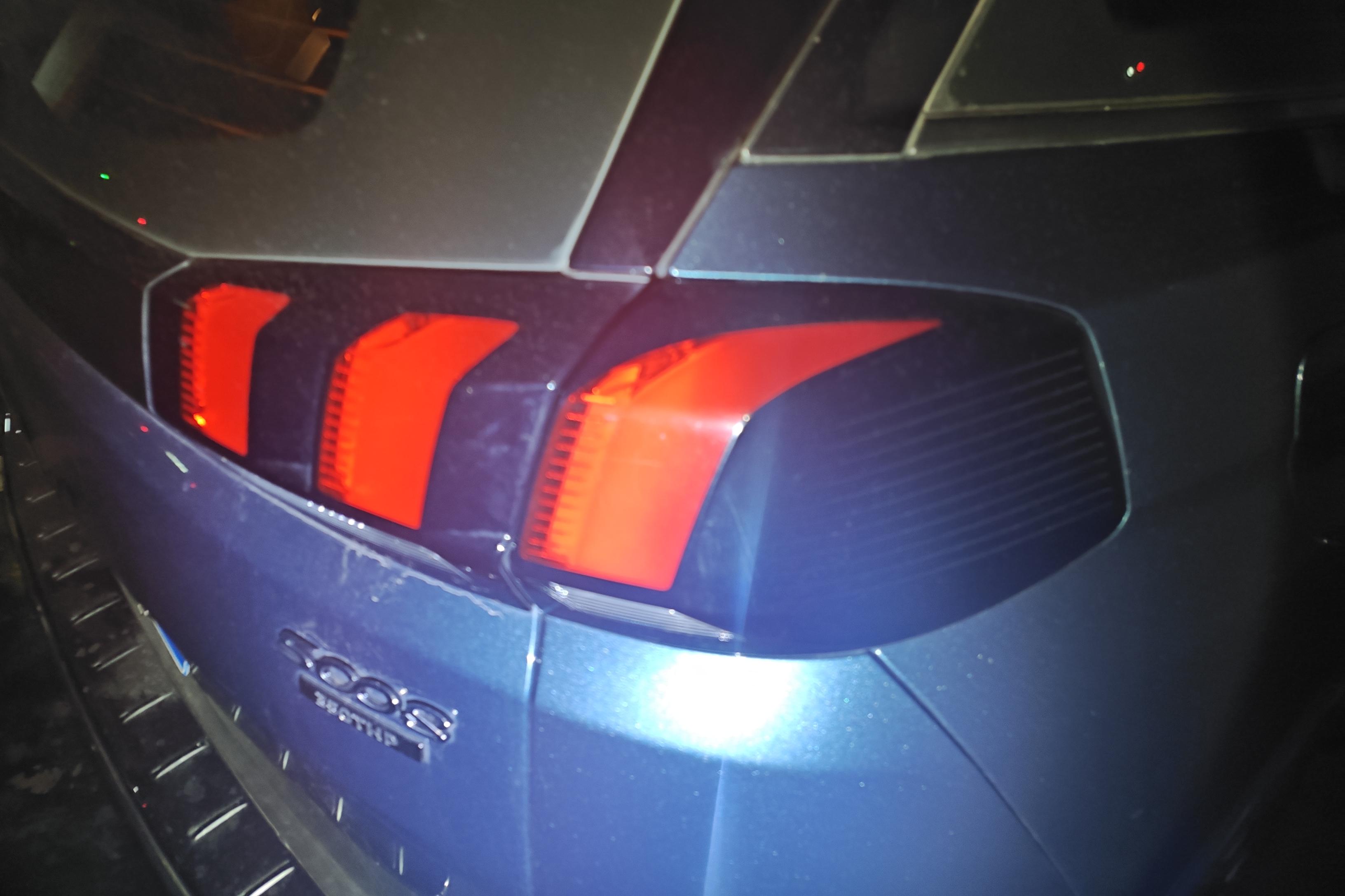 标致5008 2017款 1.8T 自动 380THP精英型 (国Ⅴ) 