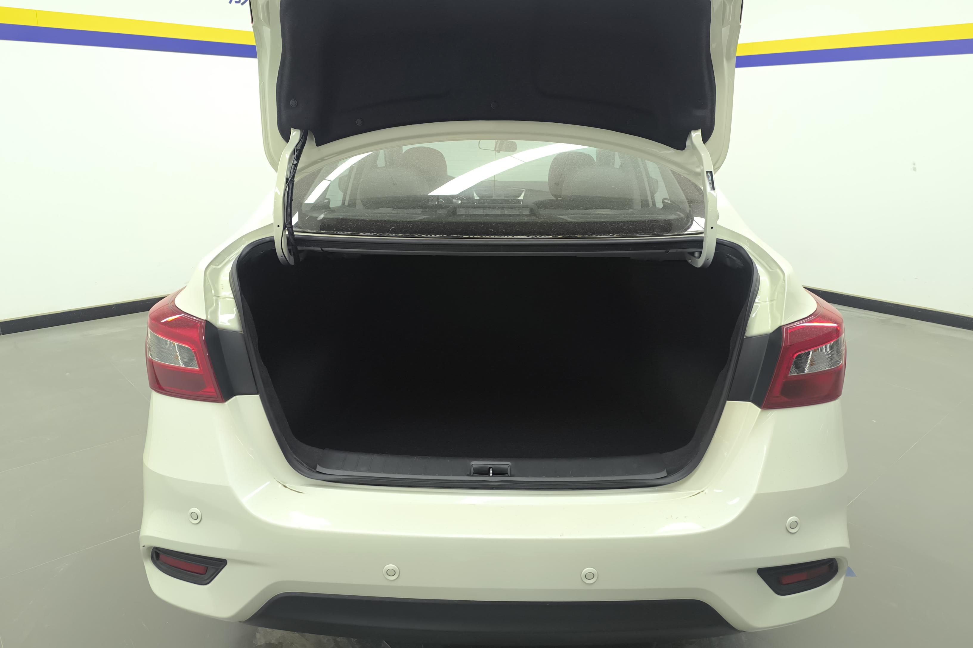 日产轩逸 2022款 1.6L 自动 经典XE舒适版 (国Ⅵ) 