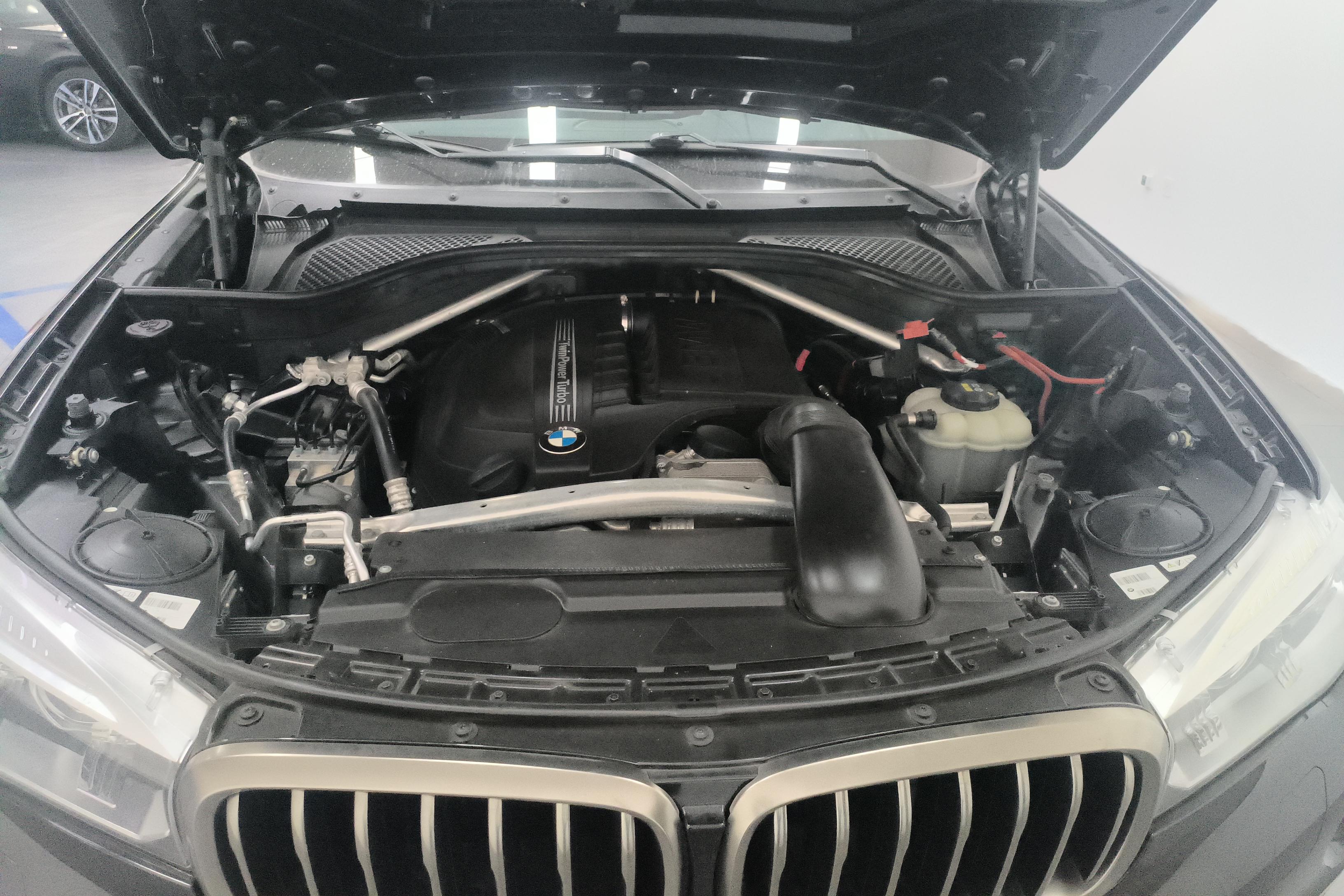 宝马X6 35i [进口] 2017款 3.0T 自动 四驱 汽油 领先型 