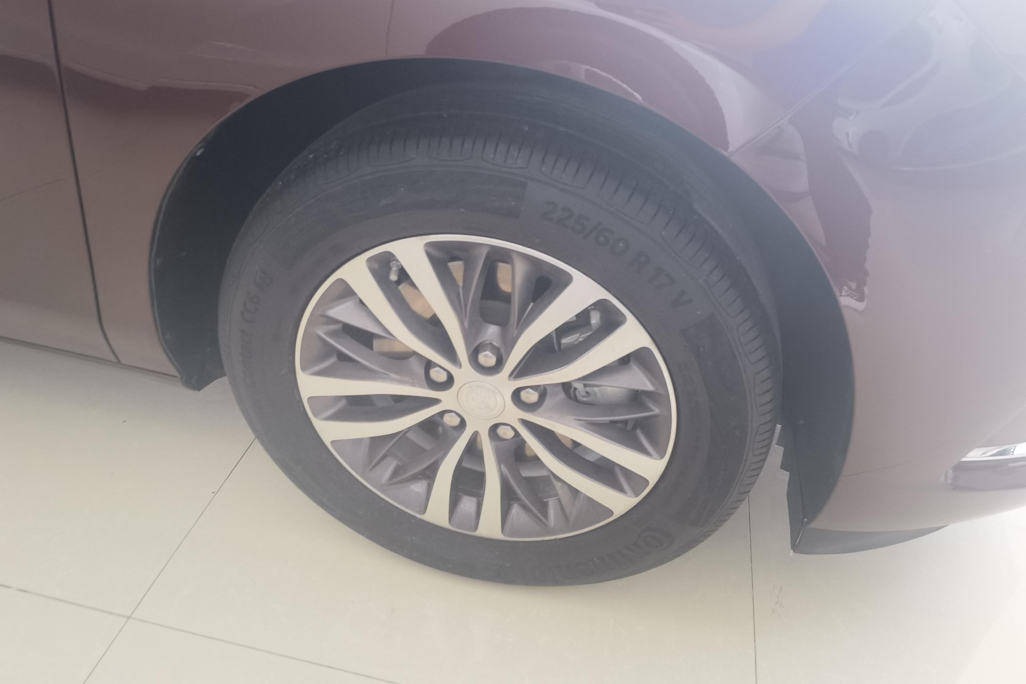 别克GL8 2022款 2.0T 自动 7座 653T尊享型 (国Ⅵ) 