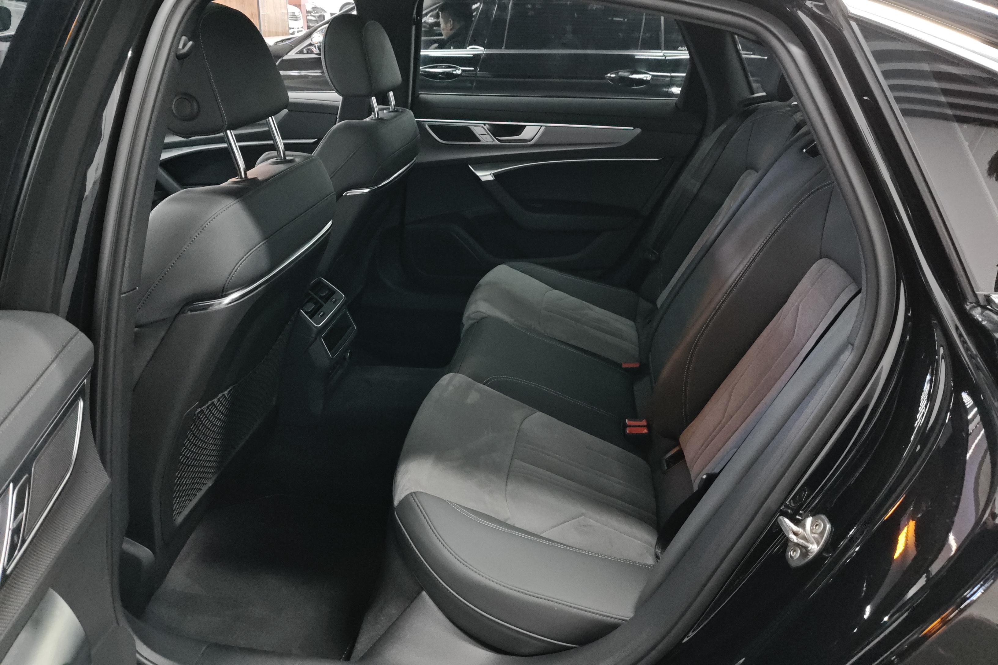 奥迪A6L 40TFSI 2023款 2.0T 自动 豪华致雅型 (国Ⅵ) 