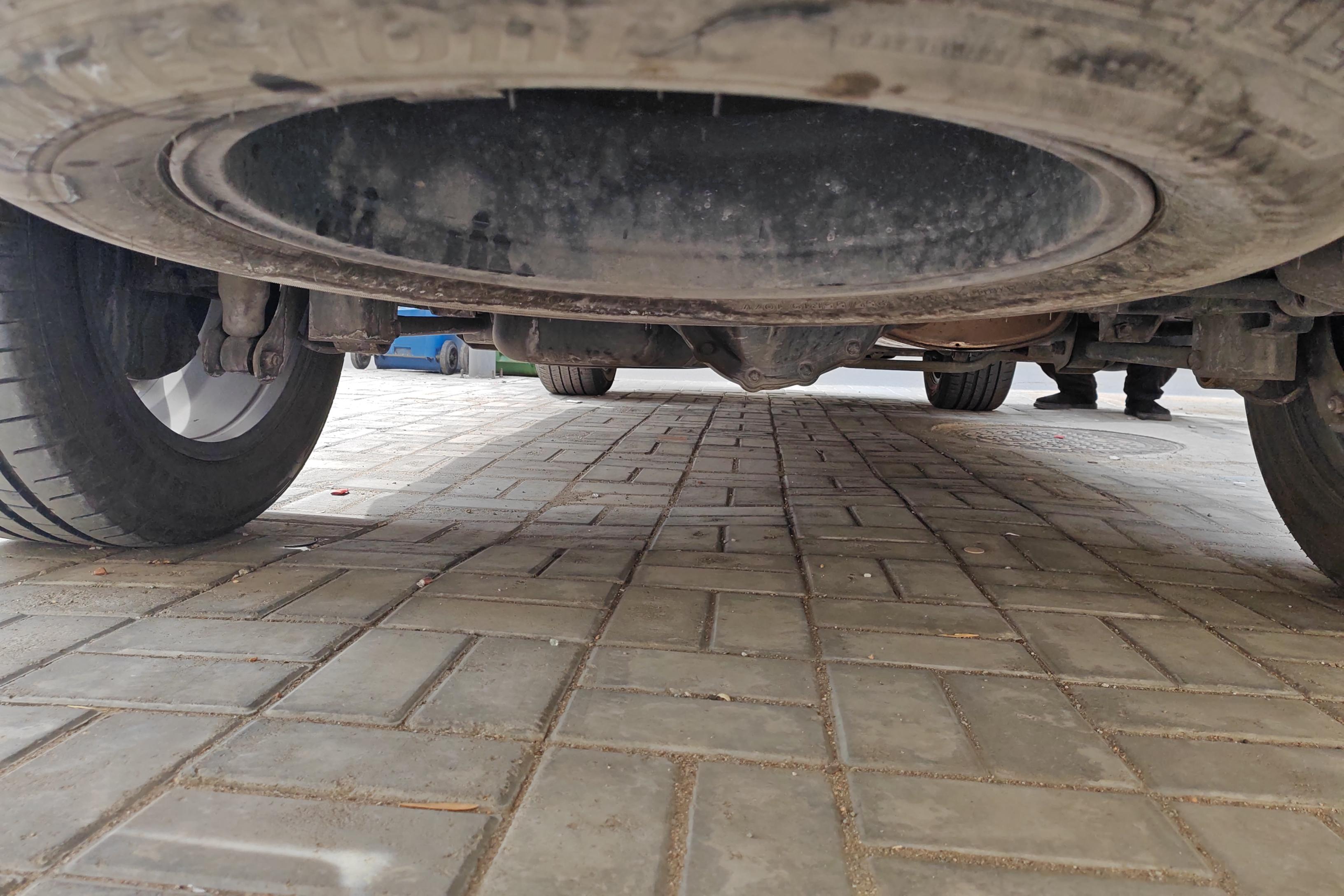 荣威RX8 2019款 2.0T 自动 四驱 30T智联网超群至尊版 (国Ⅵ) 