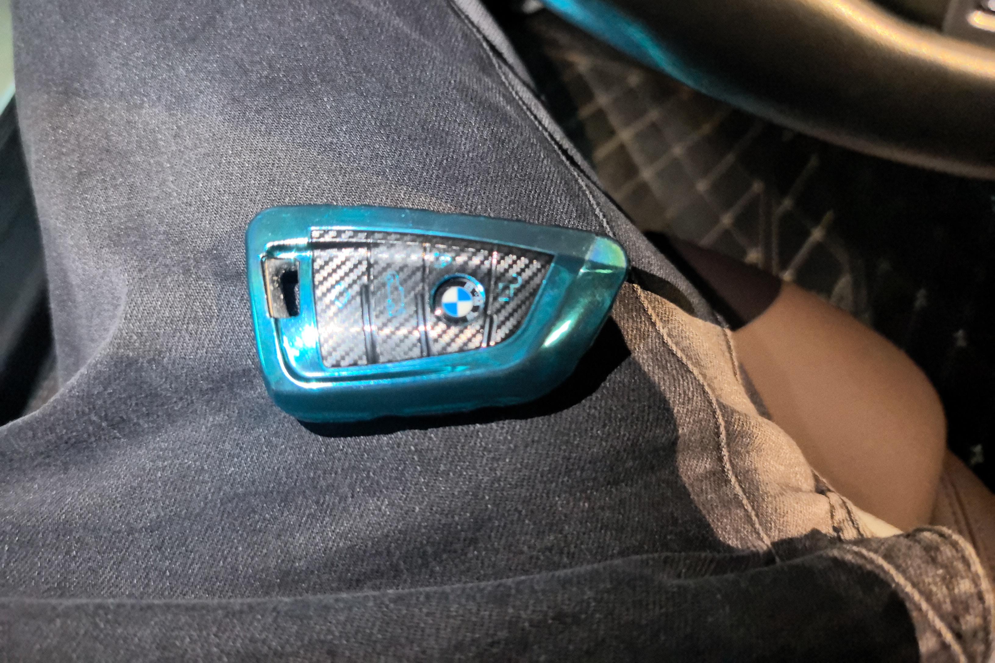 宝马3系 325Li 2020款 2.0T 自动 汽油 改款M运动曜夜版 (国Ⅵ) 