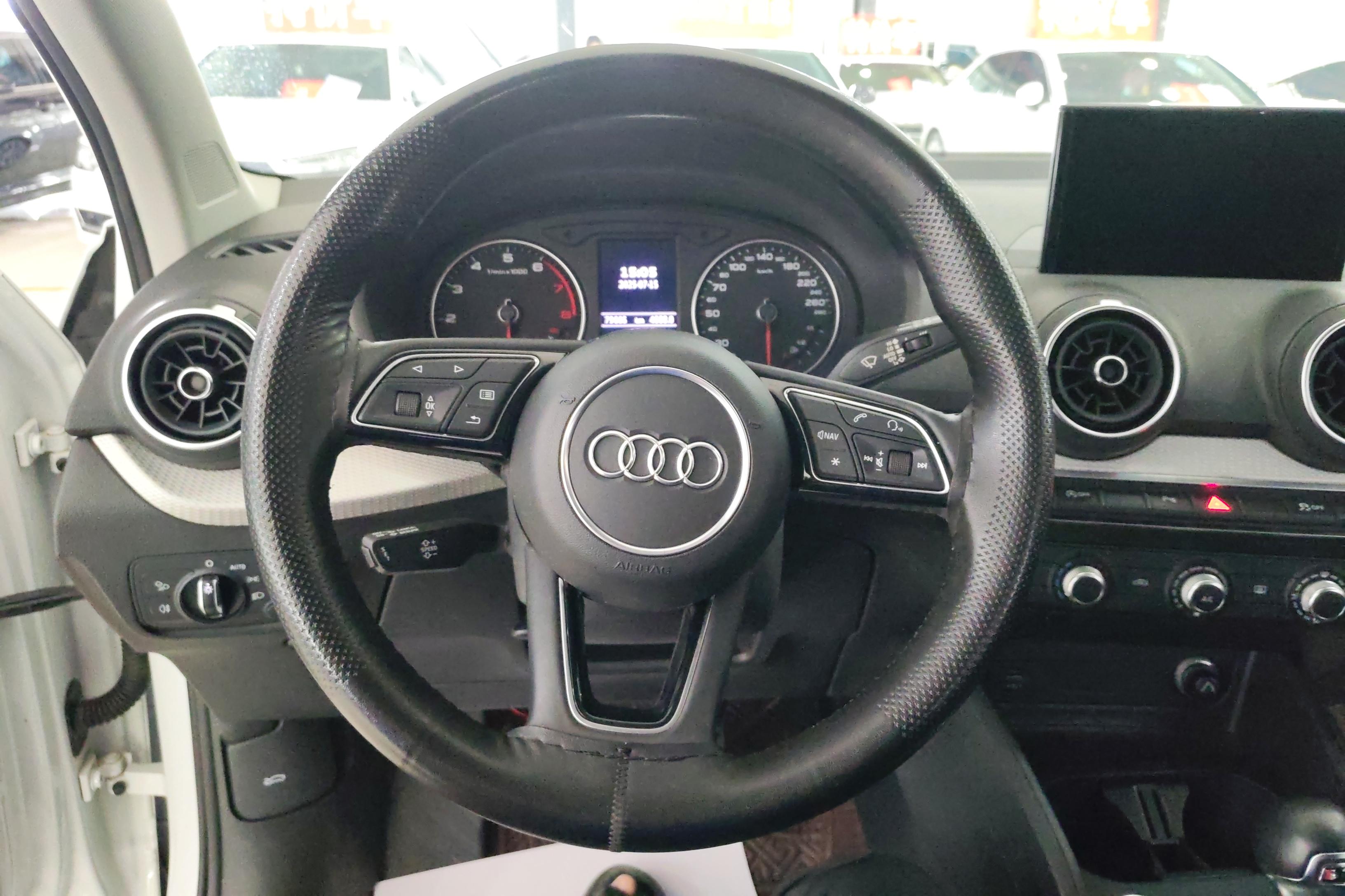 奥迪Q2L 35TFSI 2021款 1.4T 自动 进取动感型 (国Ⅵ) 