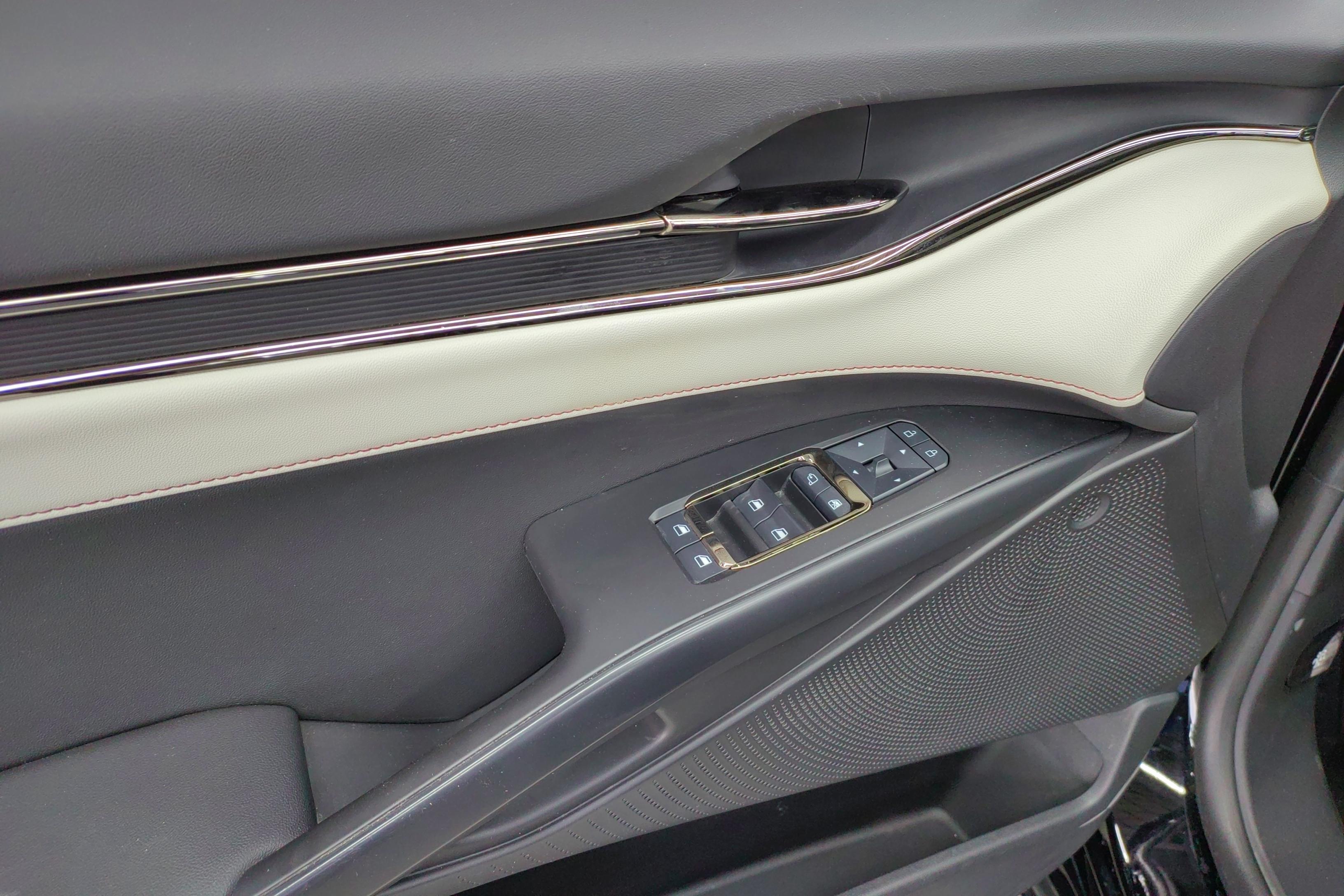 福特蒙迪欧 2022款 2.0T 自动 EcoBoost245改款豪华型 (国Ⅵ) 