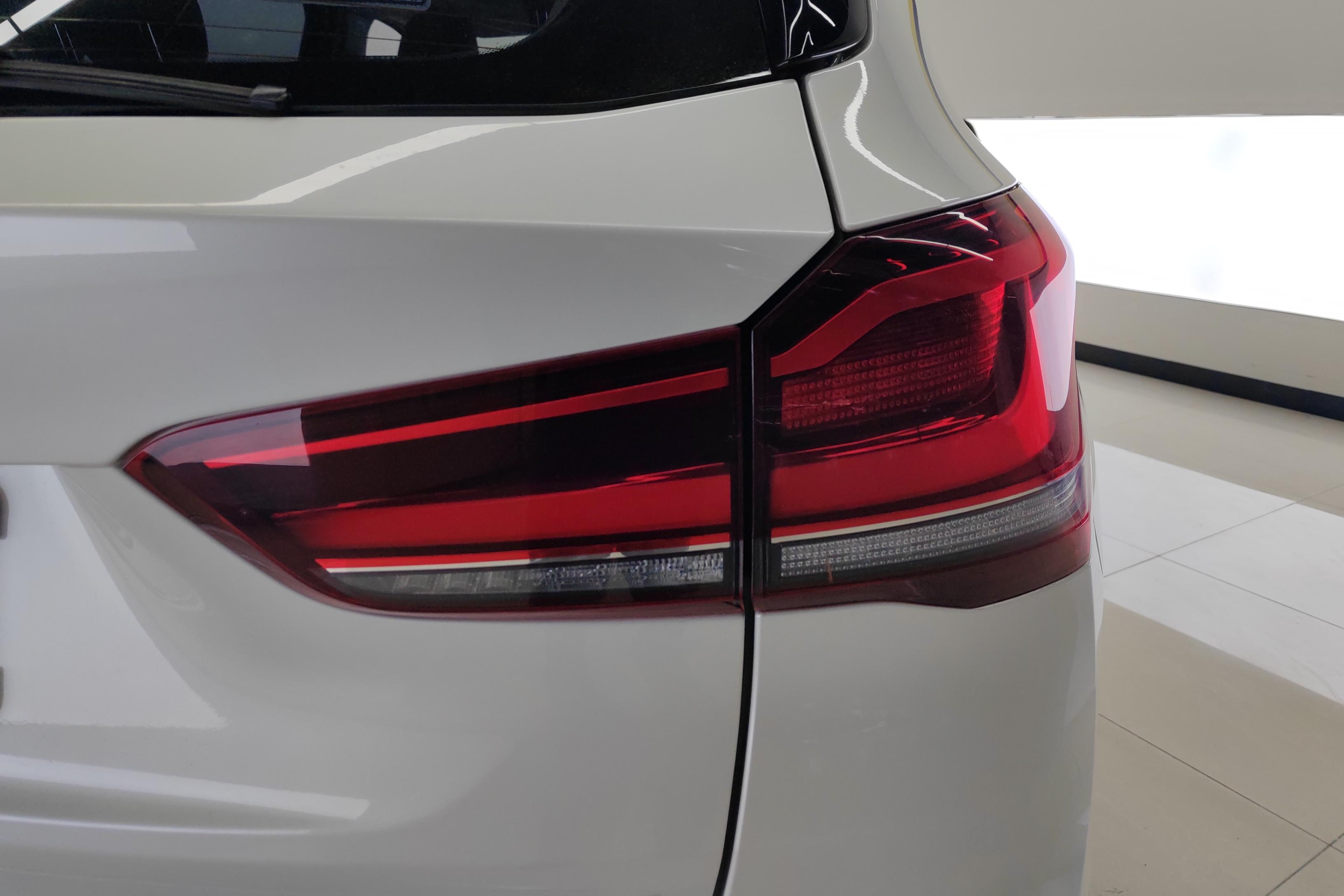 宝马X1 xDrive25Li 2020款 2.0T 自动 四驱 汽油 尊享型 (国Ⅵ) 