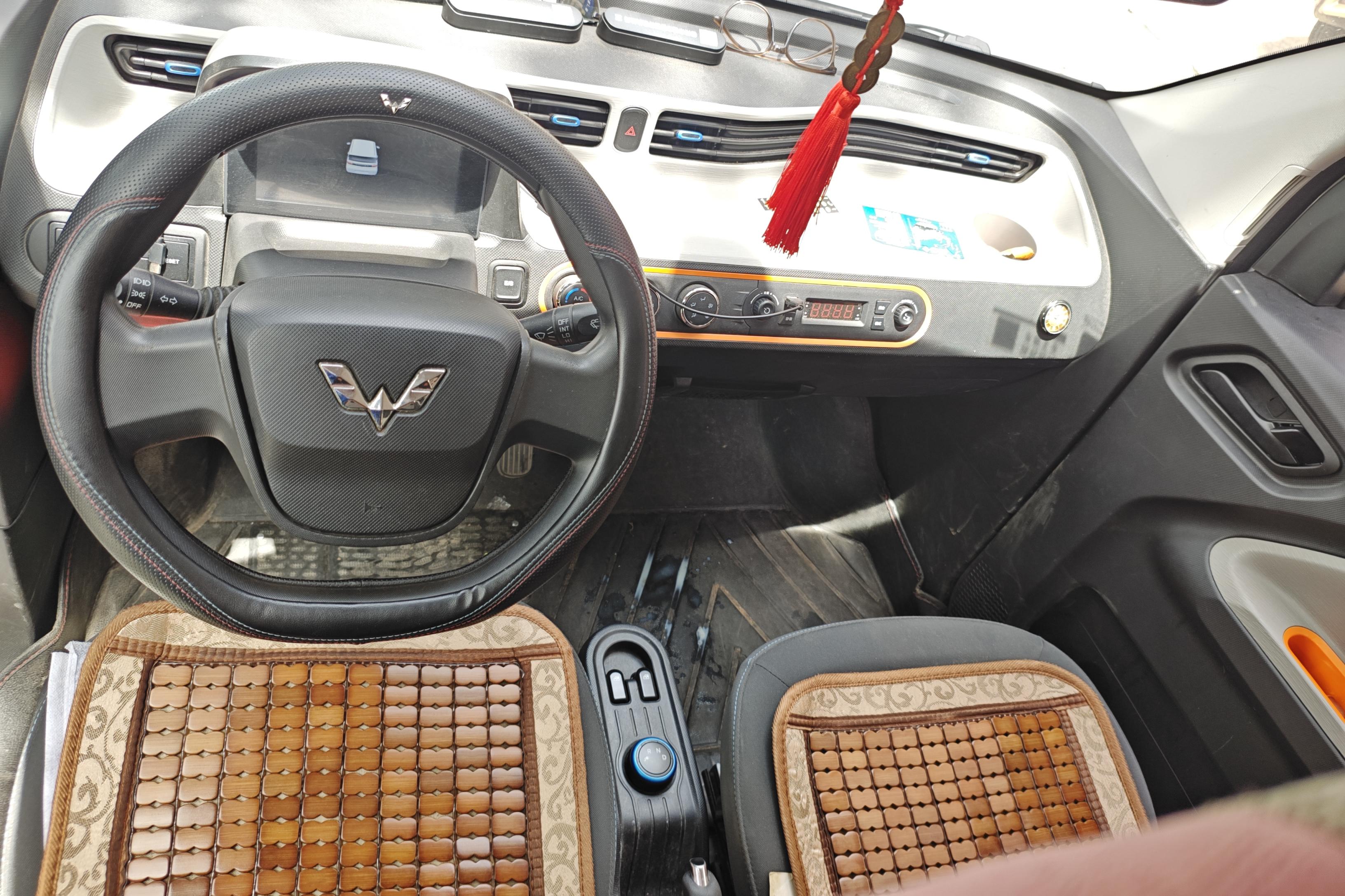 五菱宏光MINI EV 2020款 自动 自在款磷酸铁锂 纯电动 