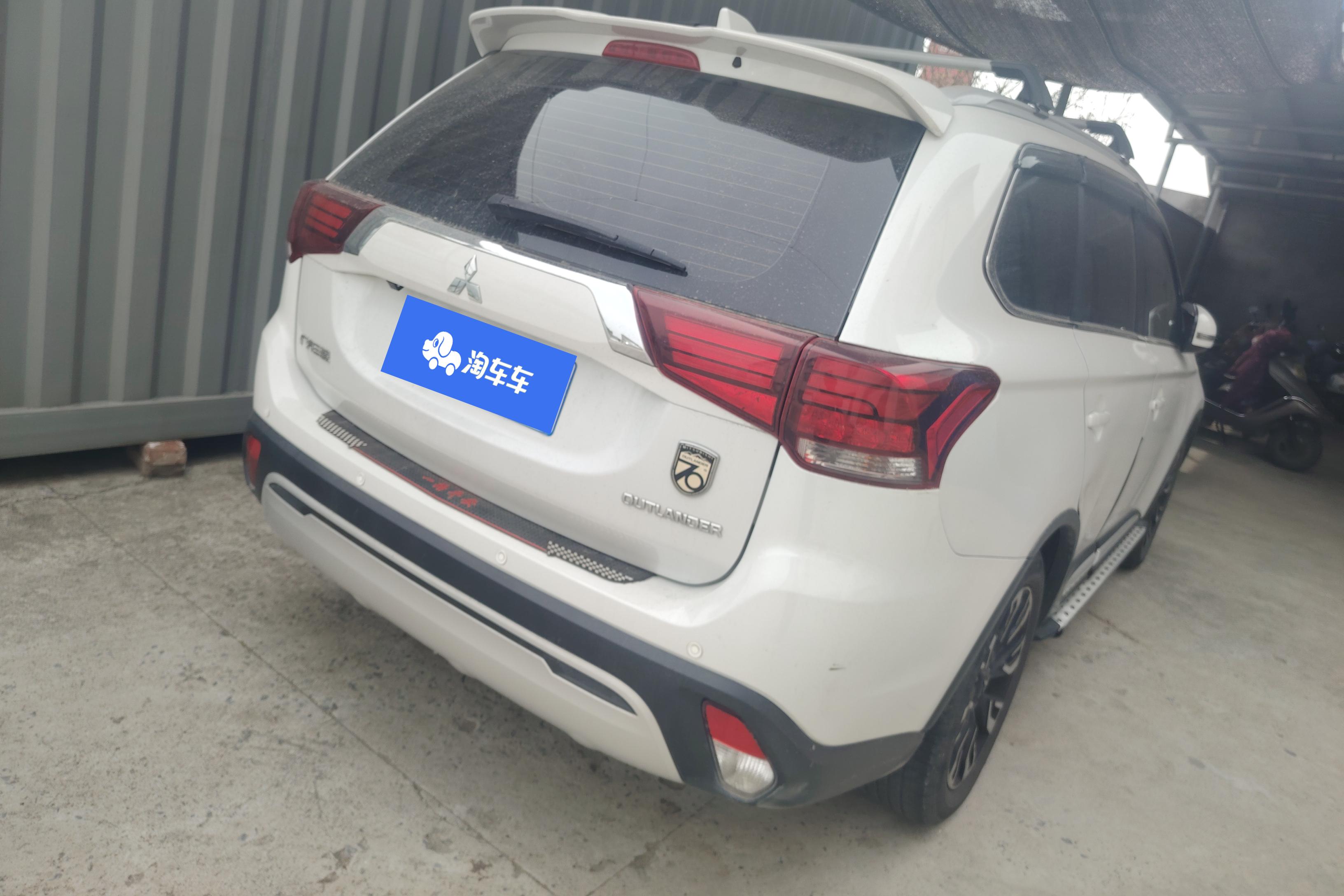 三菱欧蓝德 2019款 2.0L 自动 畅享版 (国Ⅵ) 
