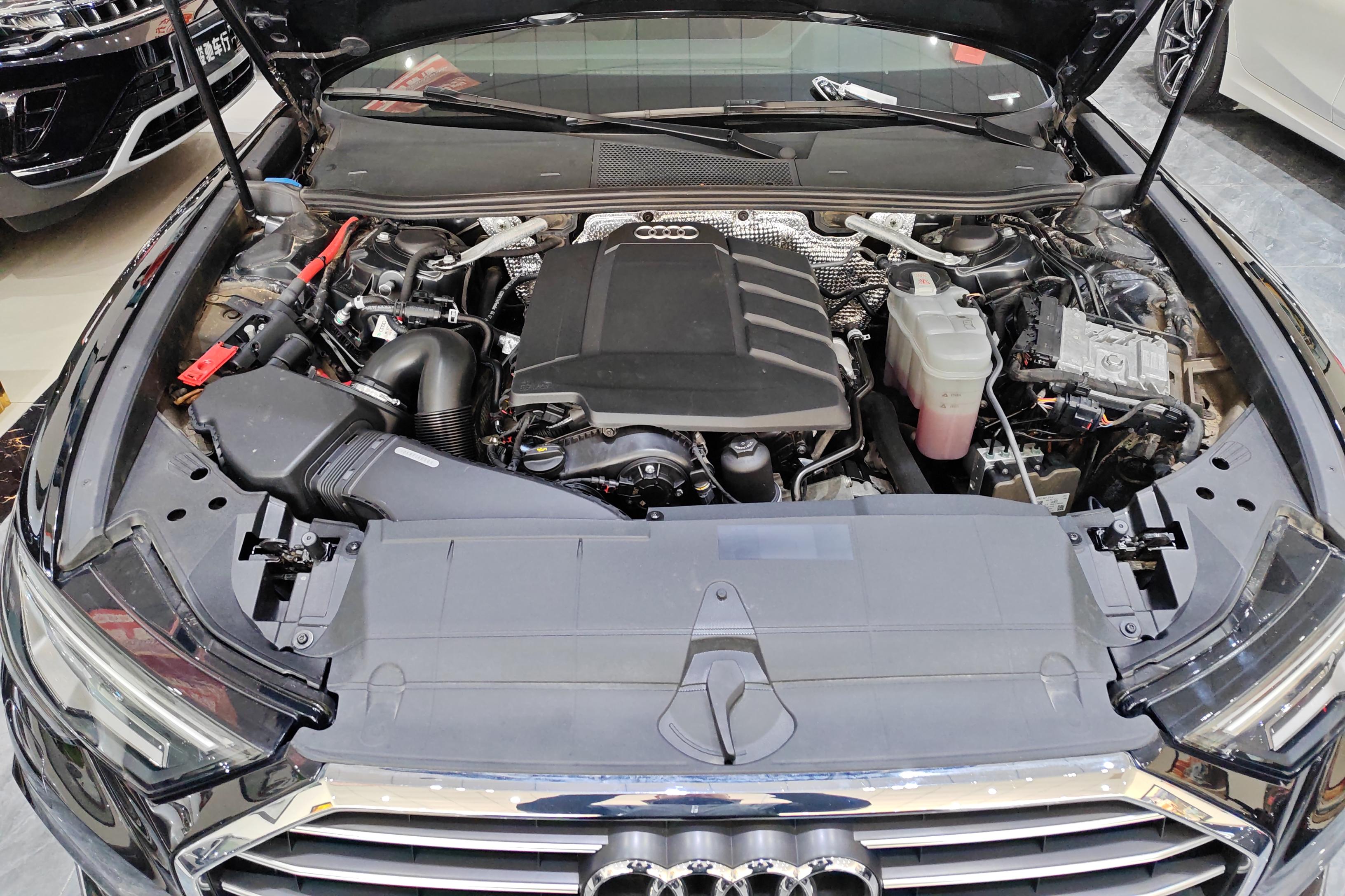 奥迪A6L 45TFSI 2020款 2.0T 自动 臻选动感型 (国Ⅵ) 