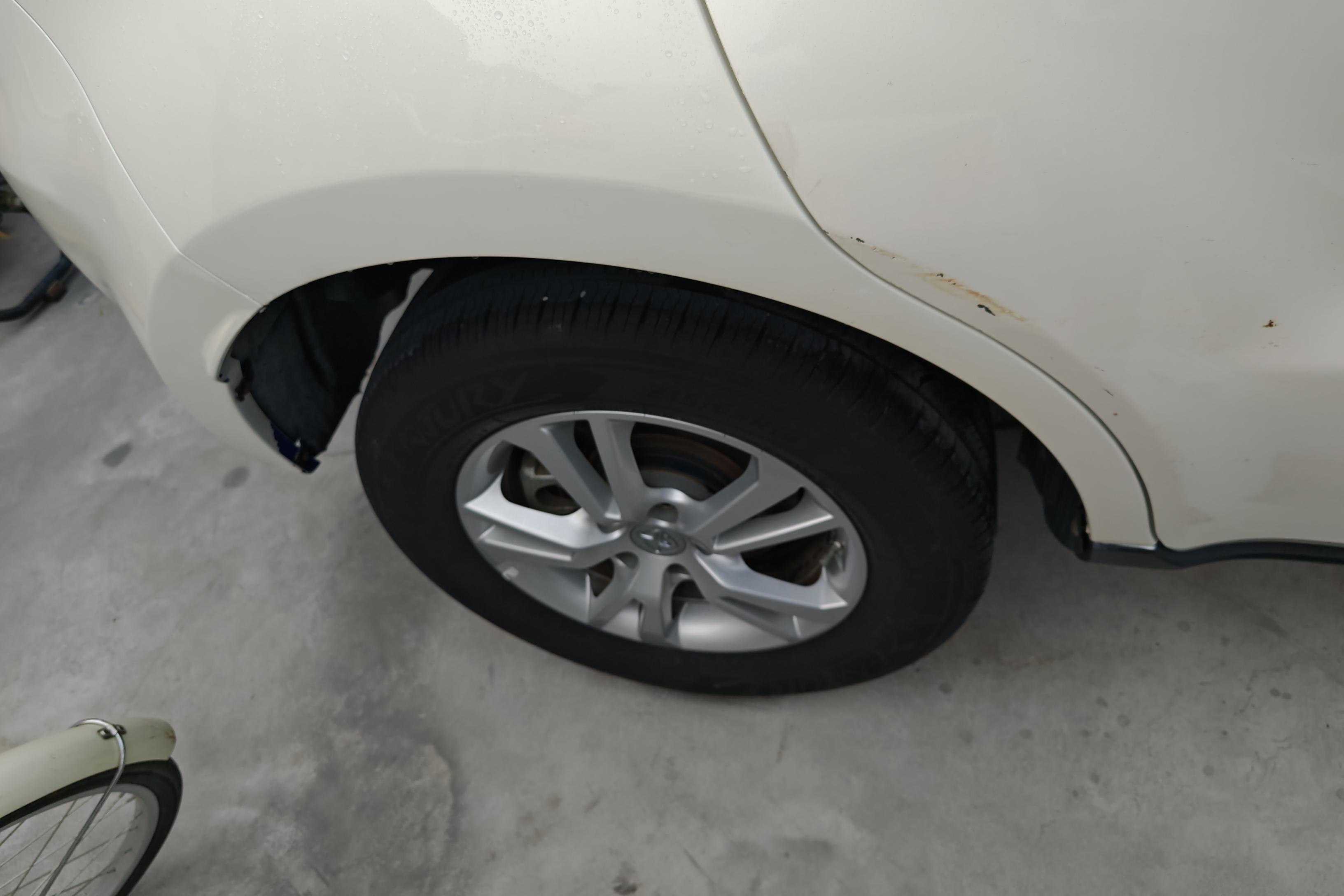 江铃驭胜S330 2016款 1.5T 自动 GTDi旗舰版 (国Ⅴ) 