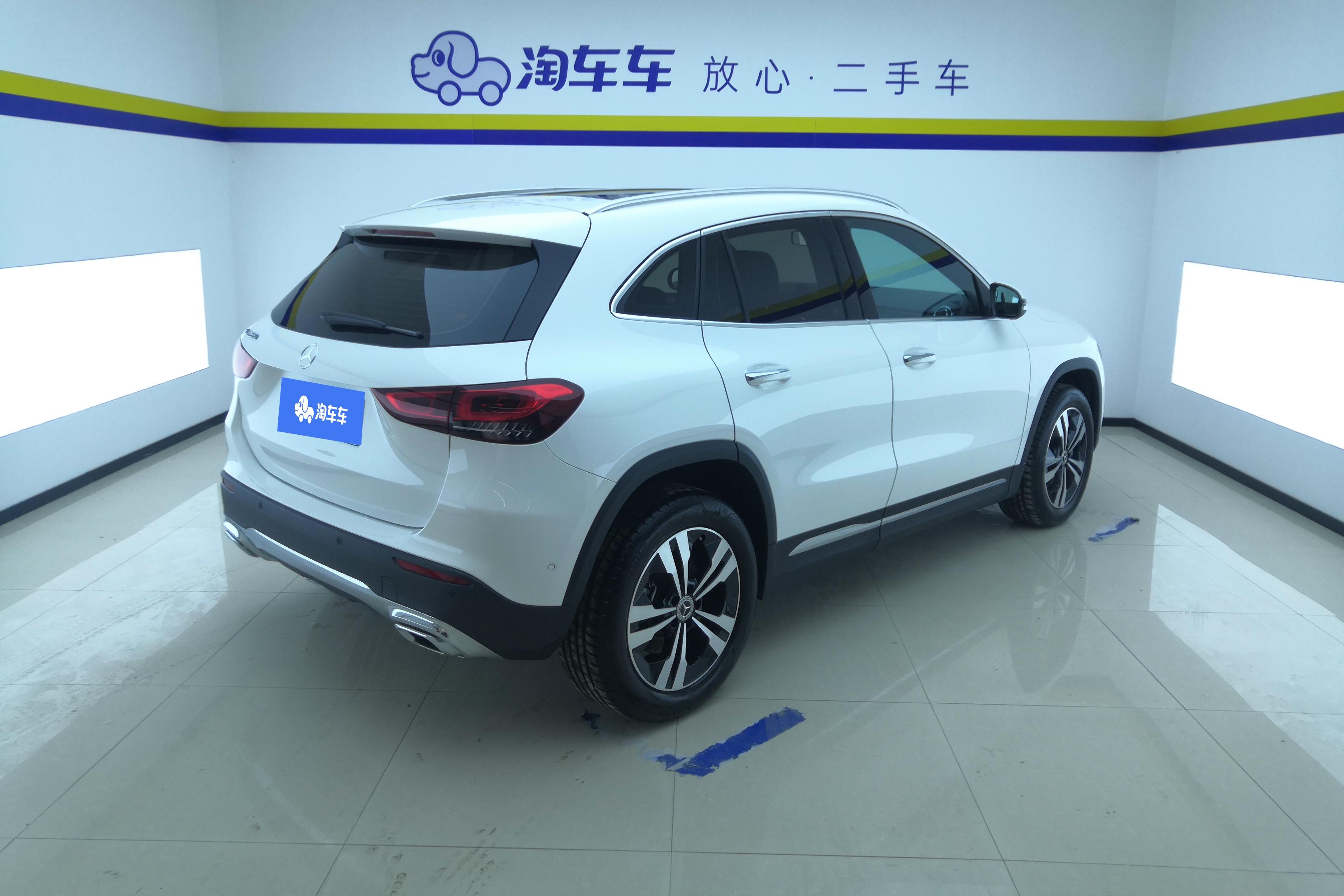 奔驰GLA 220 2023款 2.0T 自动 (国Ⅵ) 