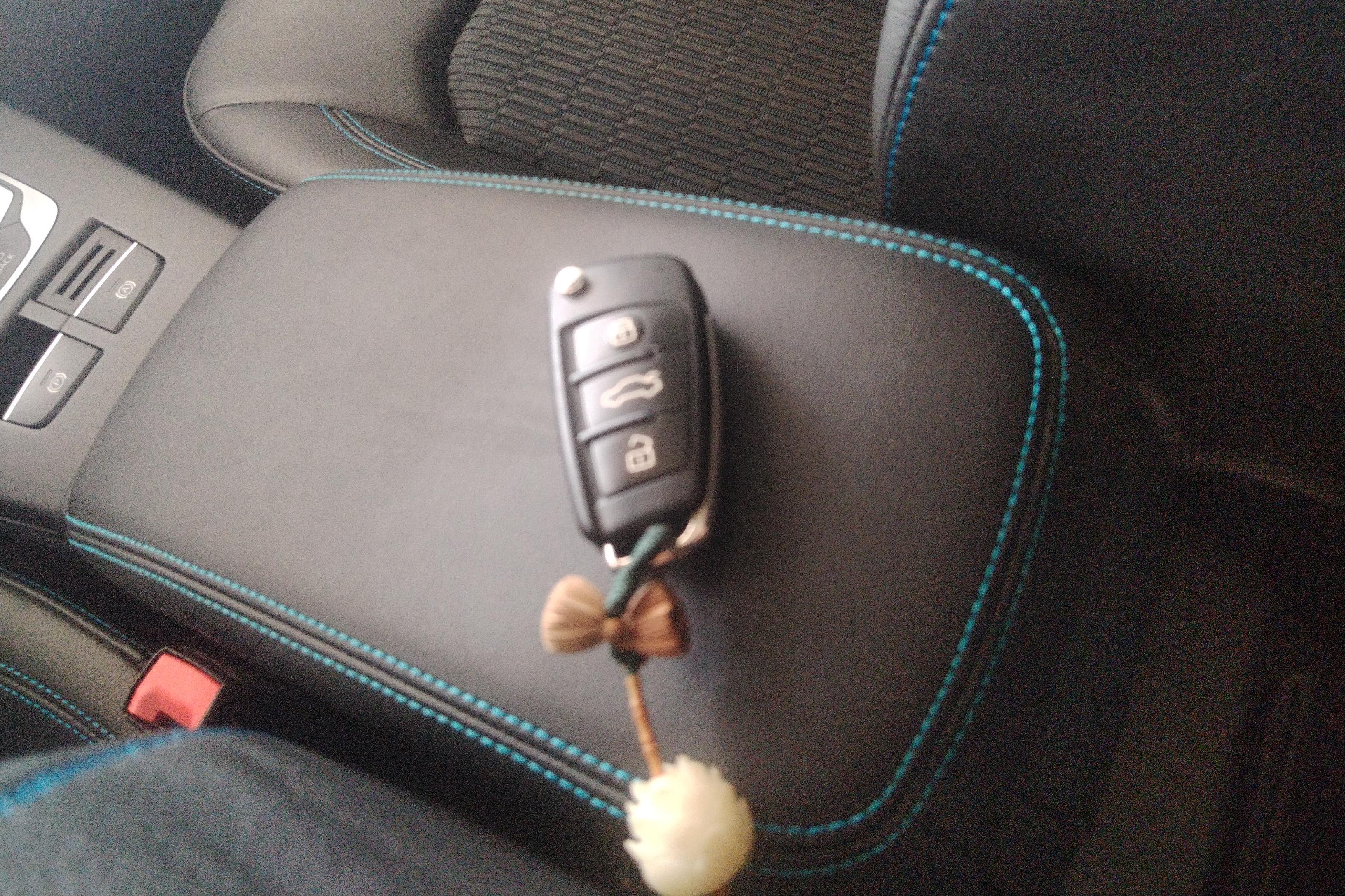 奥迪A3 35TFSI 2020款 1.4T 自动 汽油 进取型Sportback (国Ⅵ) 