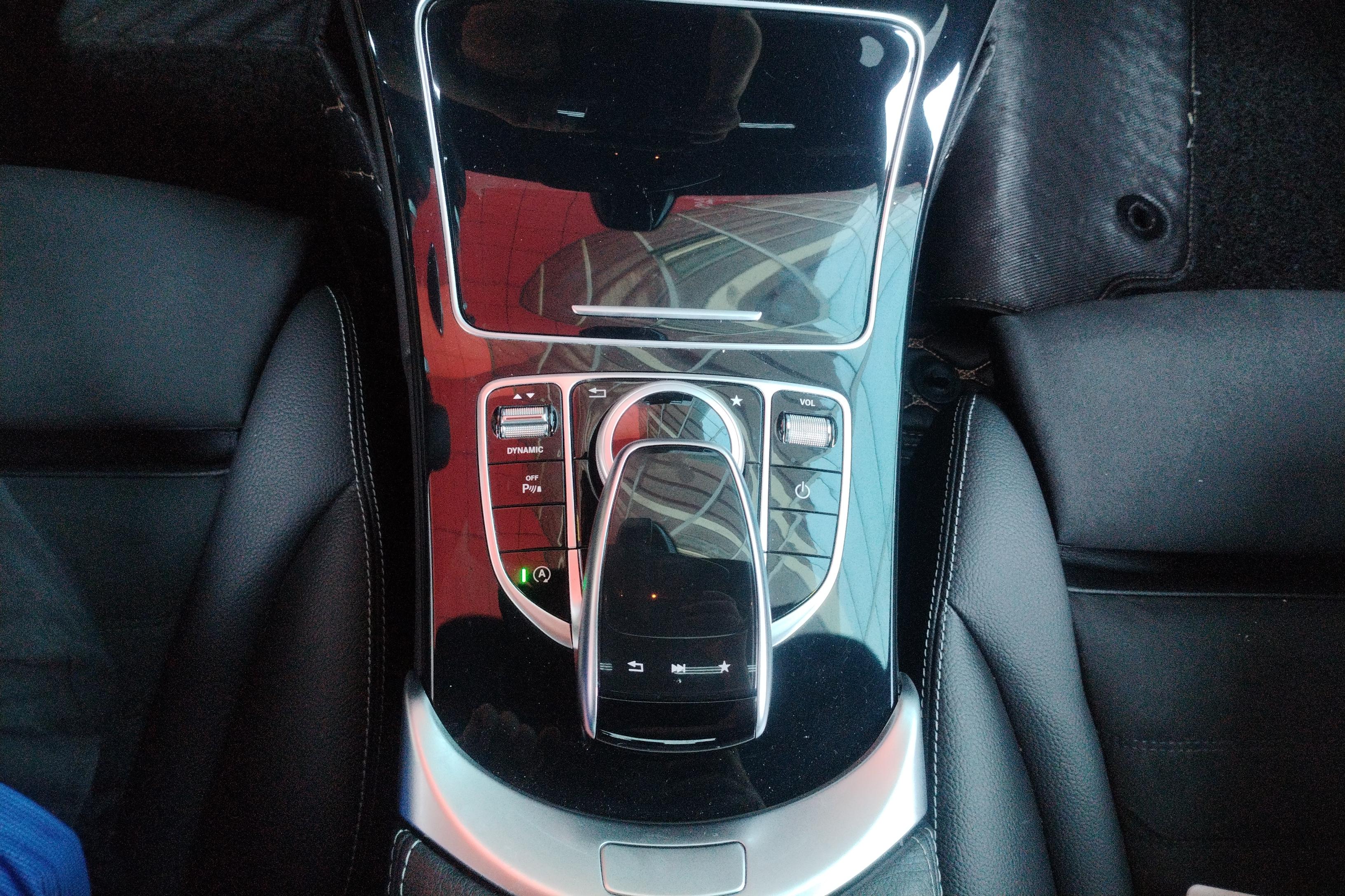 奔驰C级 C200 2017款 2.0T 自动 运动版 (国Ⅴ) 