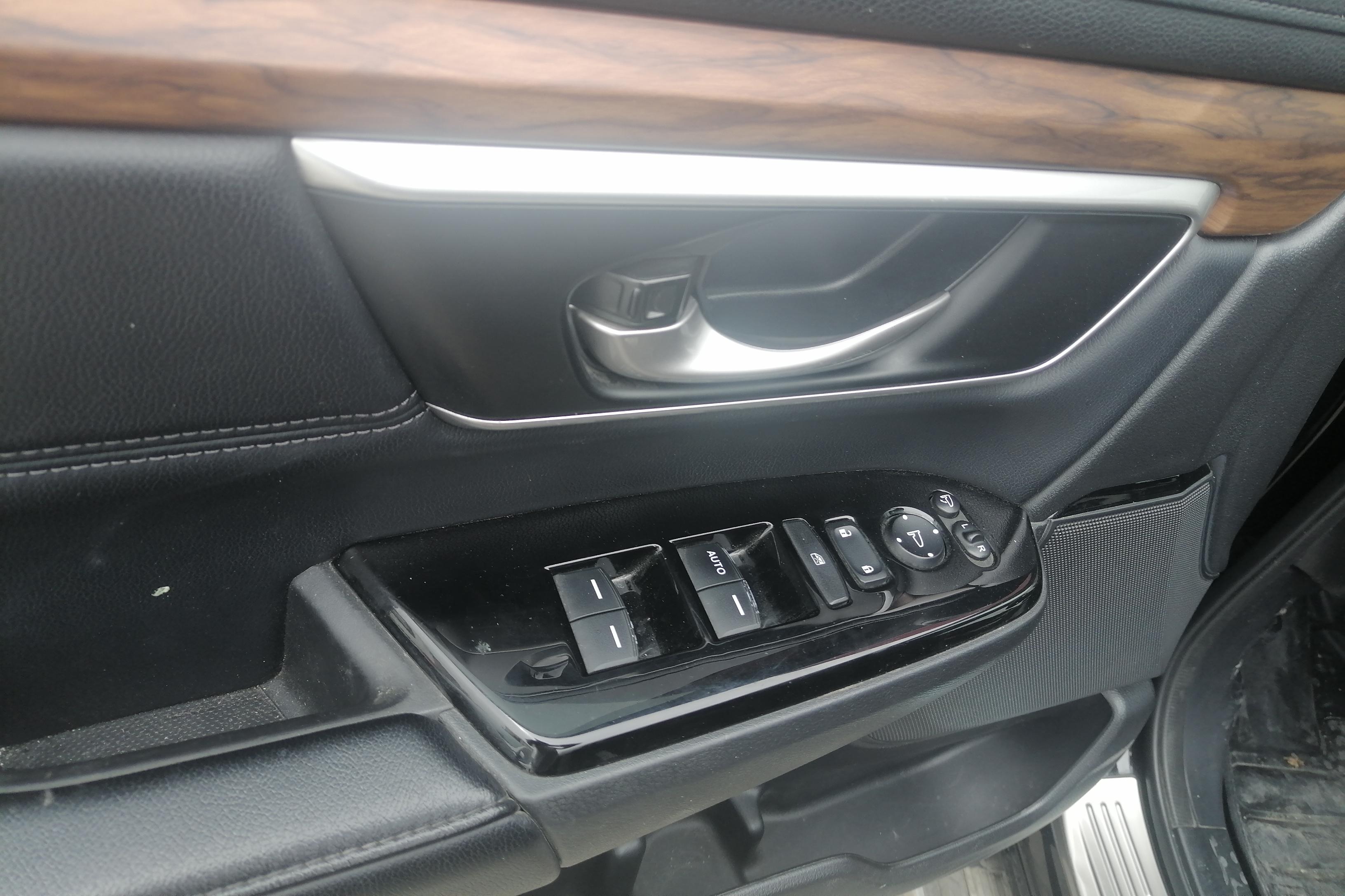 本田CR-V 2019款 1.5T 自动 四驱 240TURBO耀目版plus豪华型 (国Ⅵ) 
