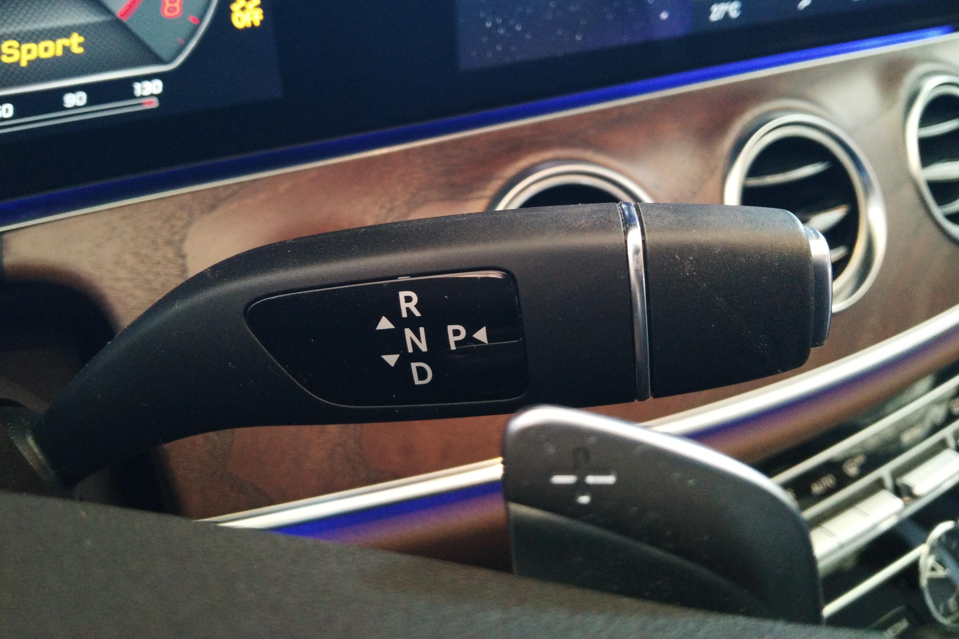 奔驰E级 E300L 2017款 2.0T 自动 汽油 豪华型 (国Ⅴ) 