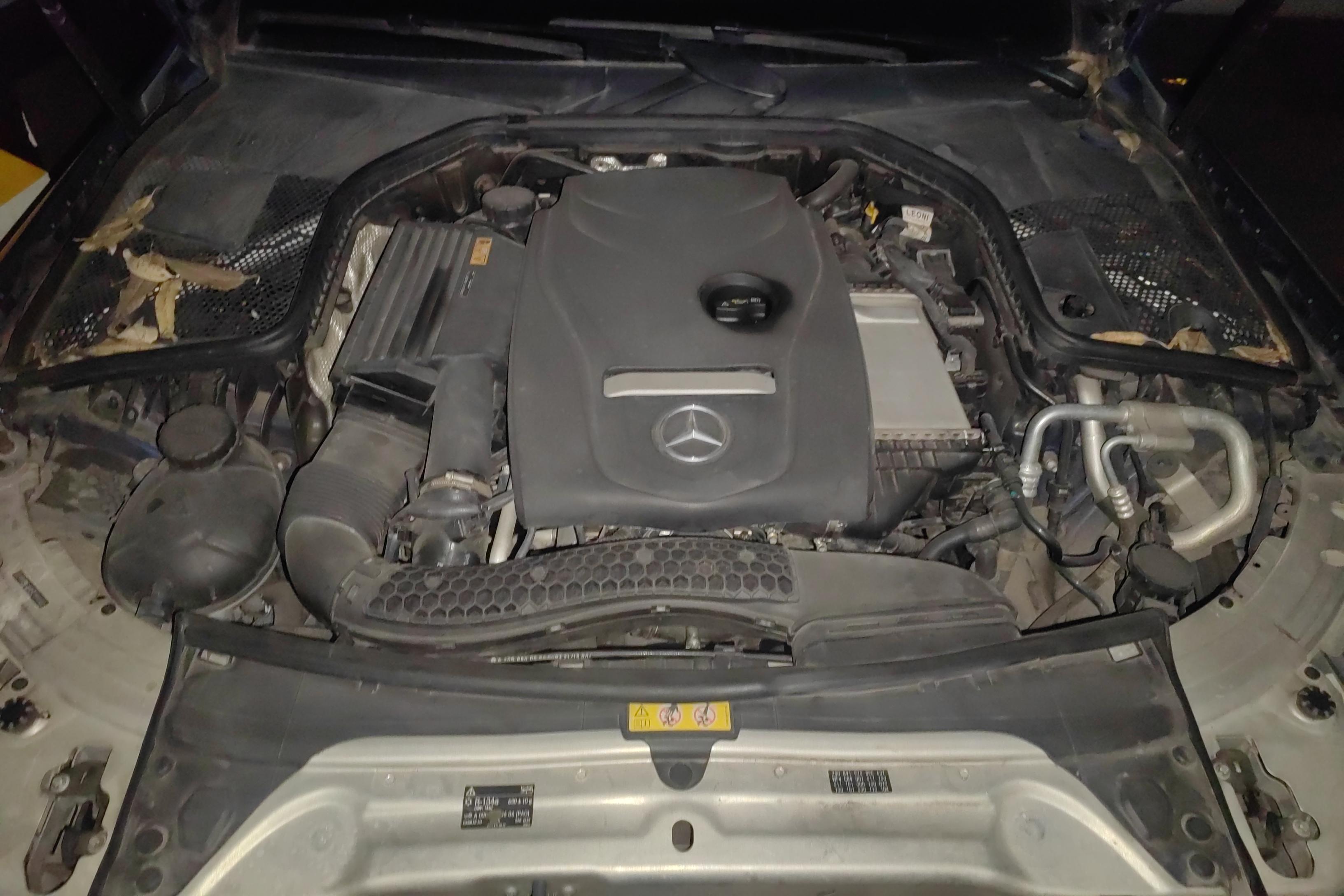 奔驰C级 C200 2016款 2.0T 自动 运动版 (国Ⅴ) 