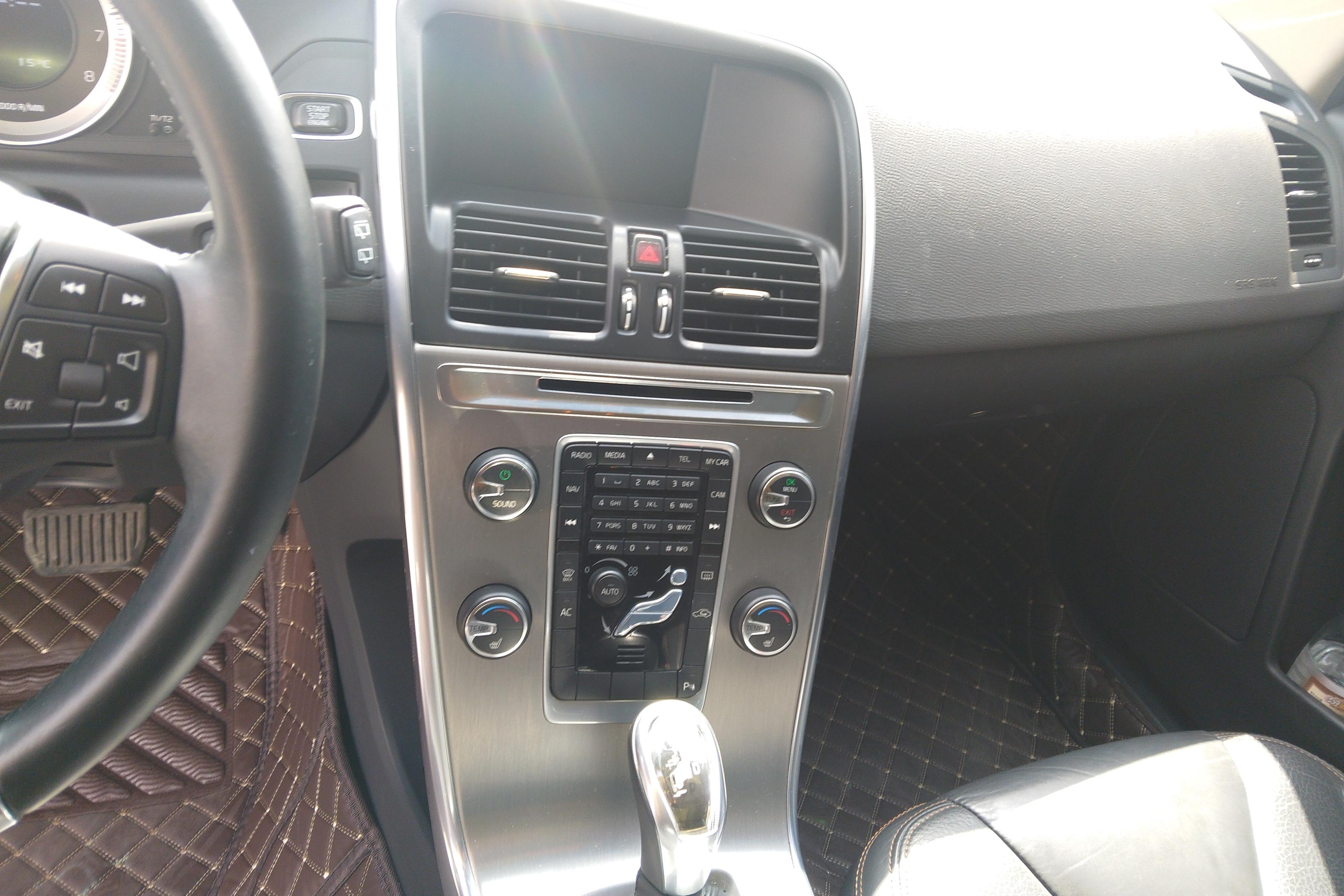 沃尔沃XC60 [进口] 2013款 2.0T 自动 前驱 智雅版 