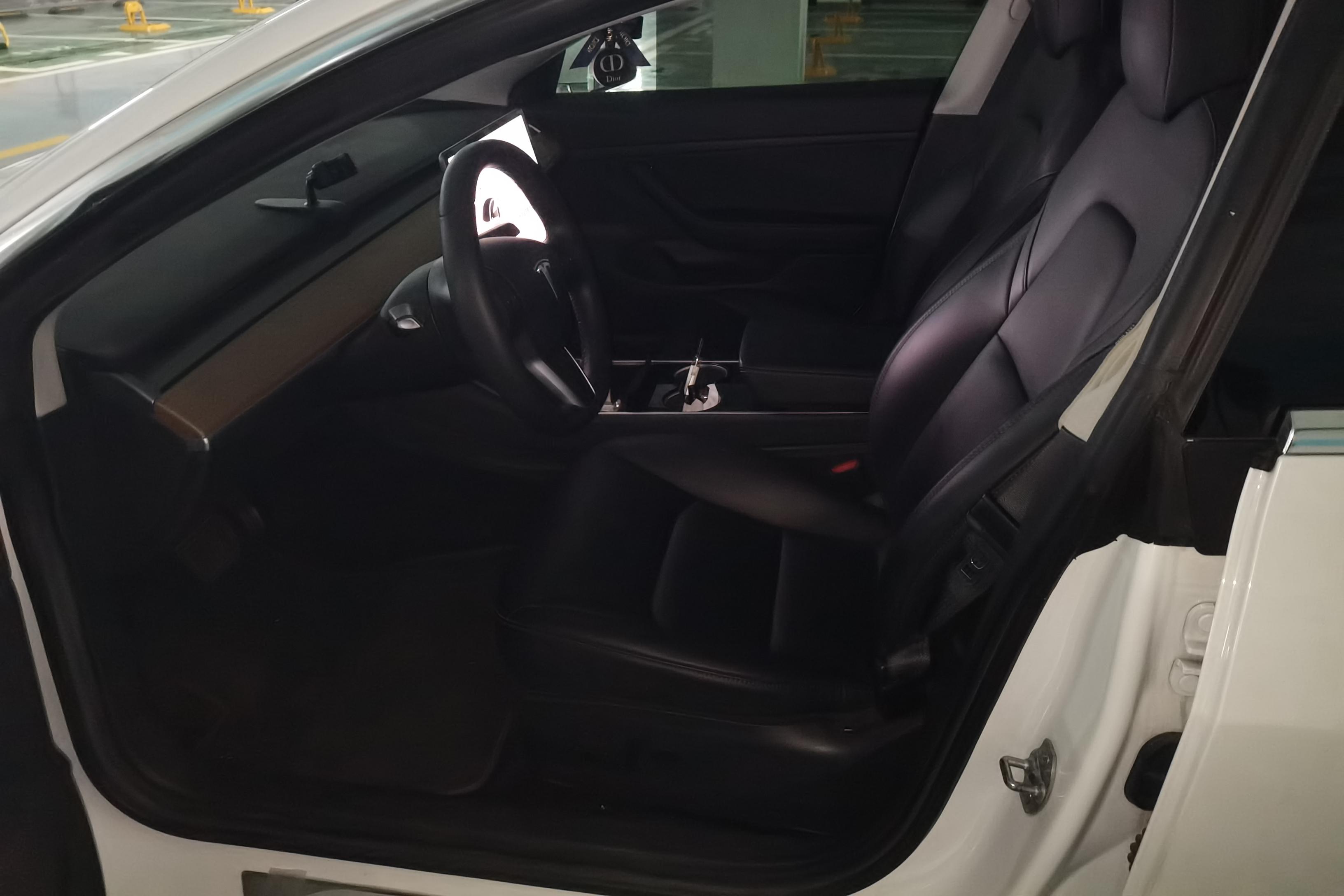 特斯拉MODEL 3 2020款 自动 标准续航升级版 纯电动 