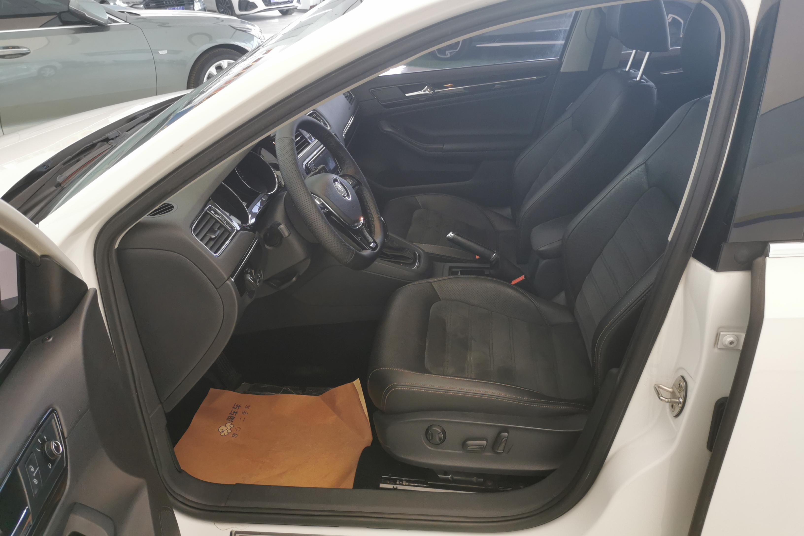 大众速腾 2018款 1.4T 自动 280TSI豪华型 (国Ⅴ) 