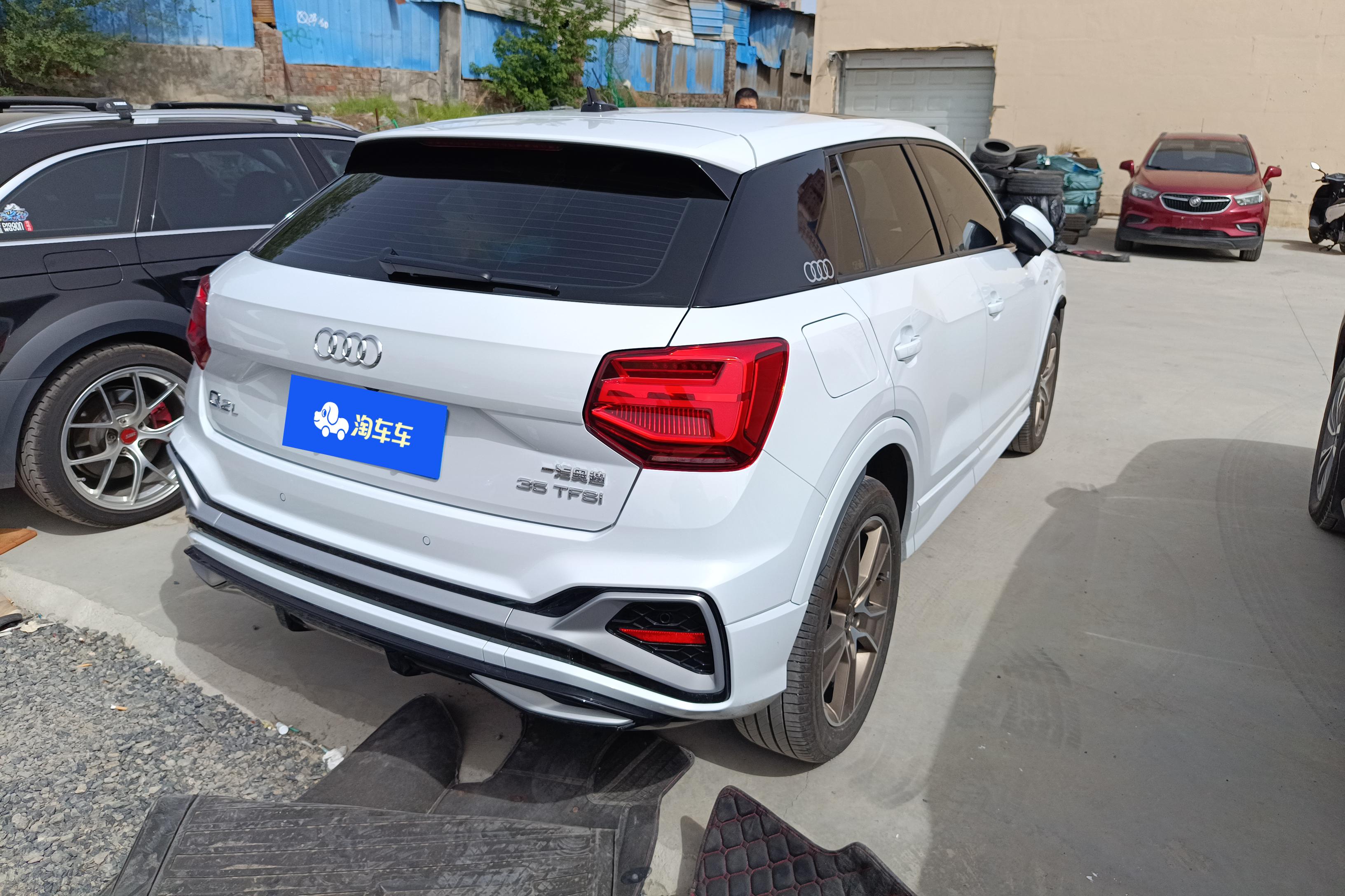 奥迪Q2L 35TFSI 2022款 1.4T 自动 时尚动感型 (国Ⅵ) 