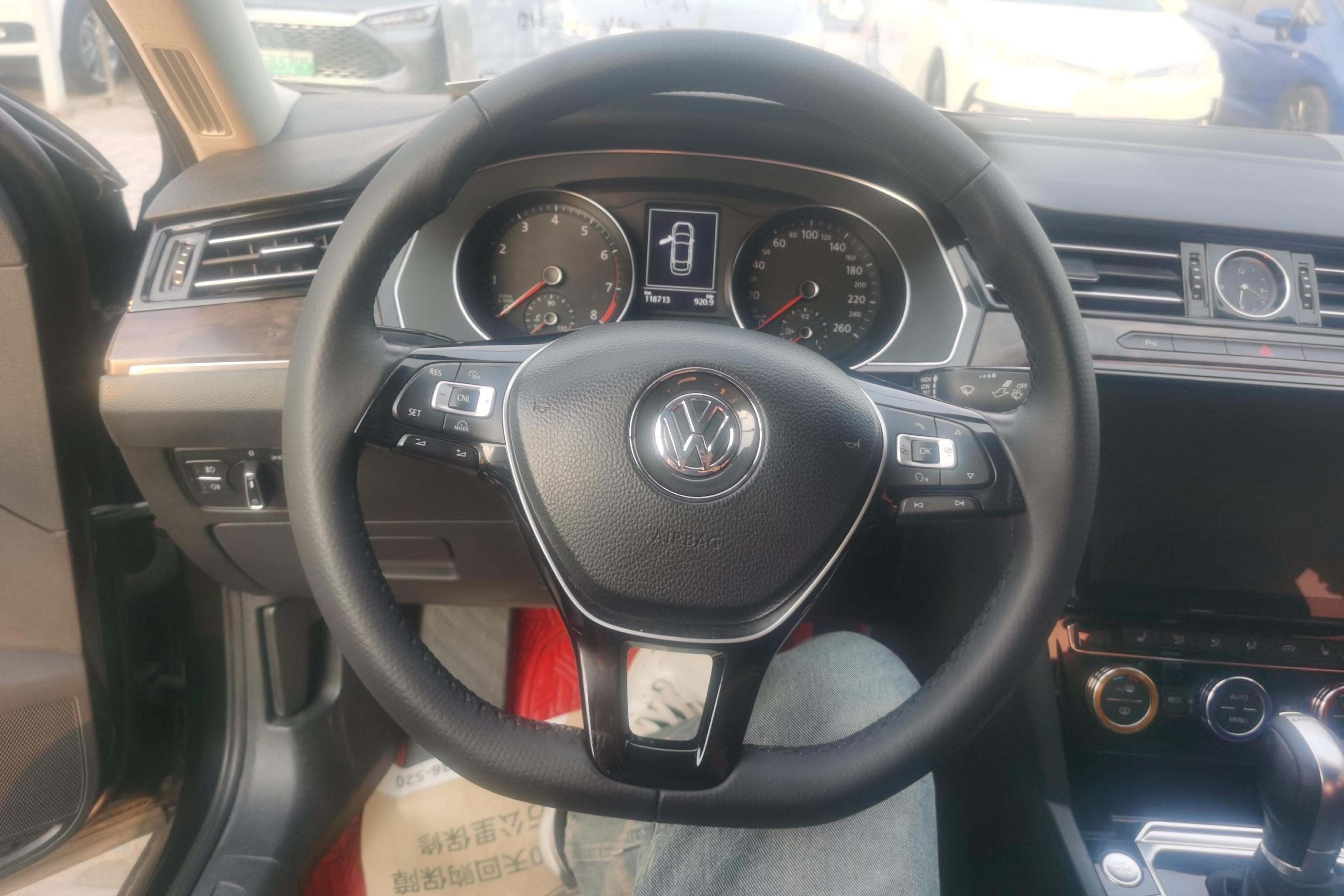 大众迈腾 2017款 1.8T 自动 汽油 330TSI豪华型 (国Ⅴ) 