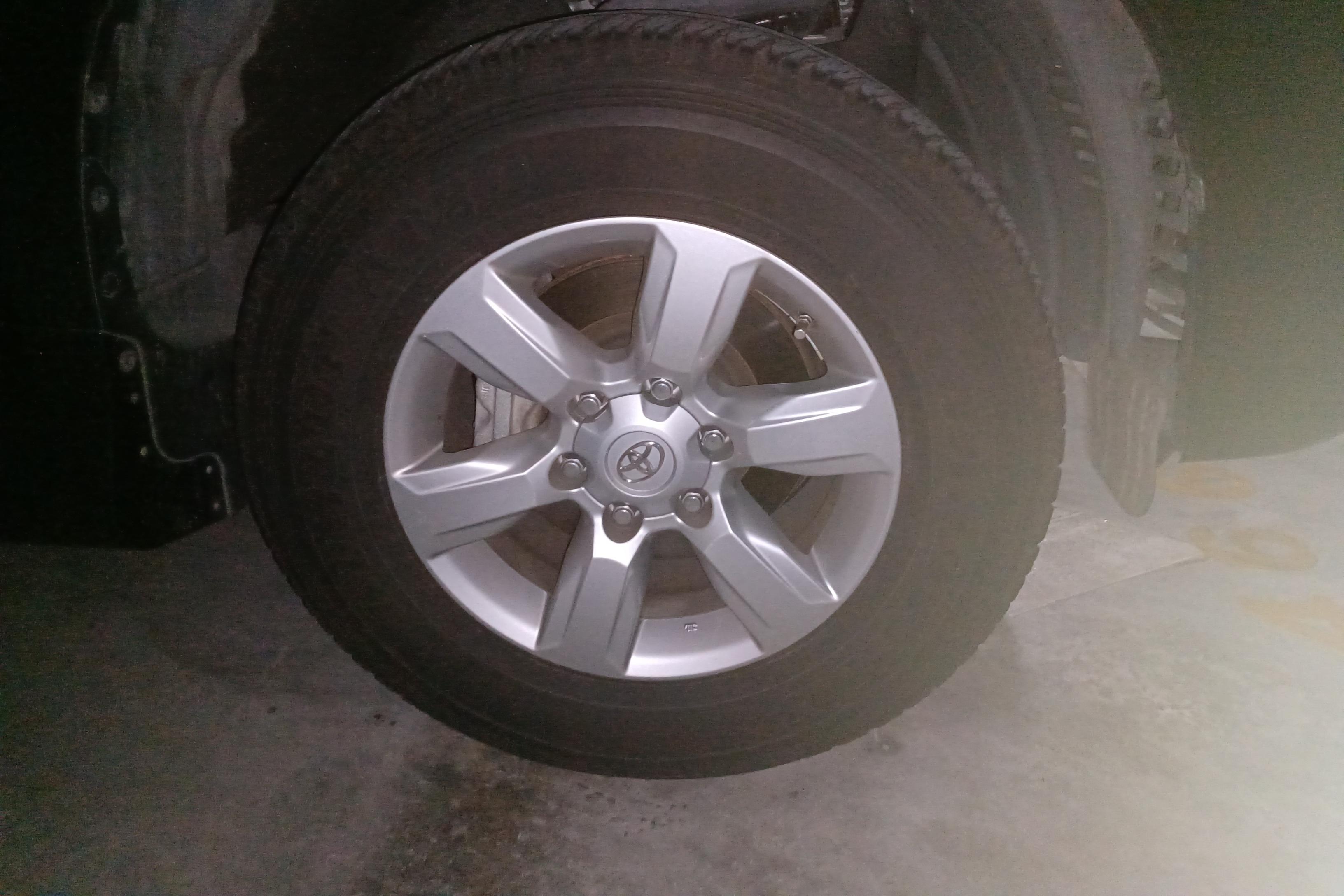 丰田普拉多 2015款 2.7L 自动 四驱 豪华版 (国Ⅴ) 