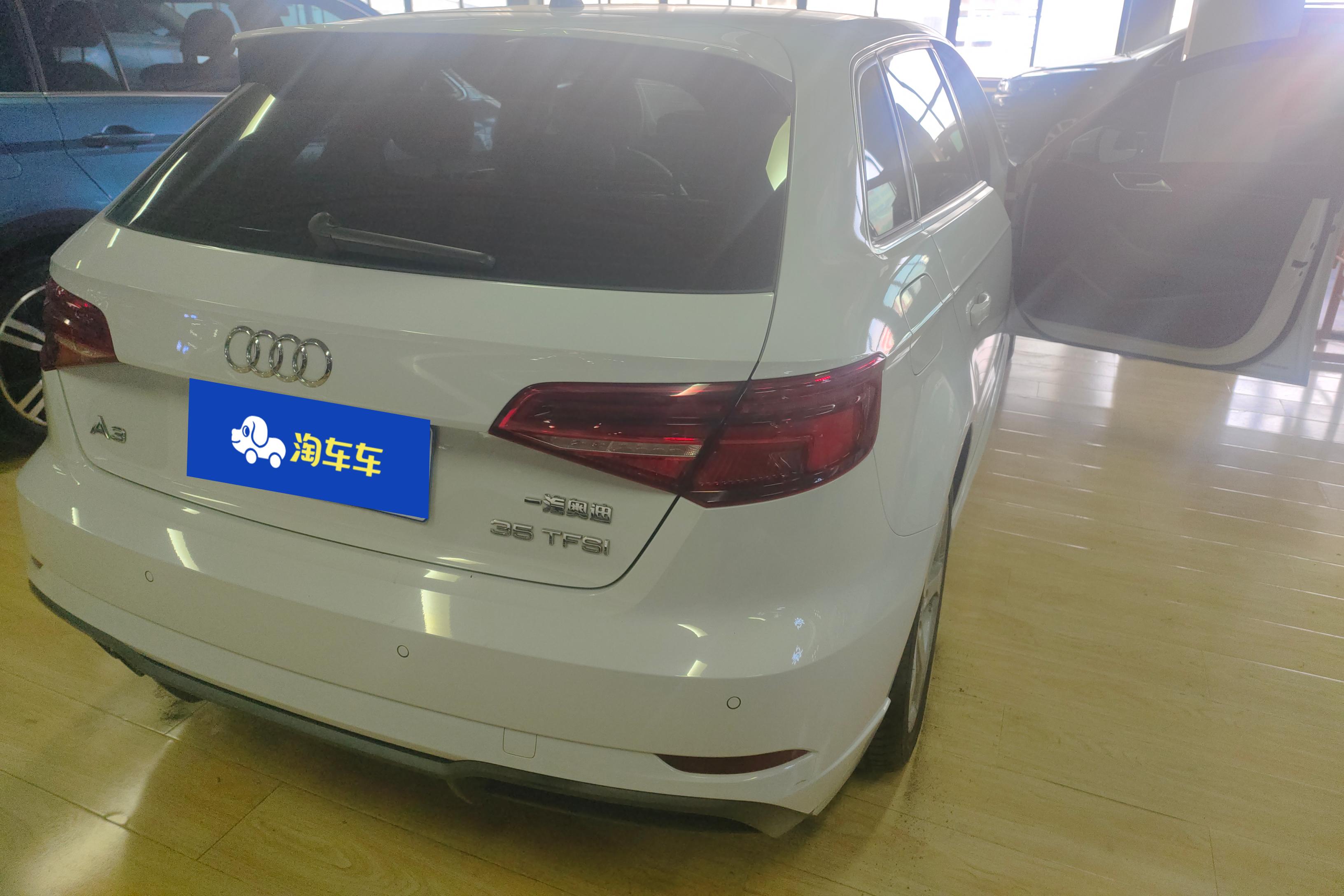 奥迪A3 35TFSI 2019款 1.4T 自动 汽油 时尚型Sportback (国Ⅴ) 