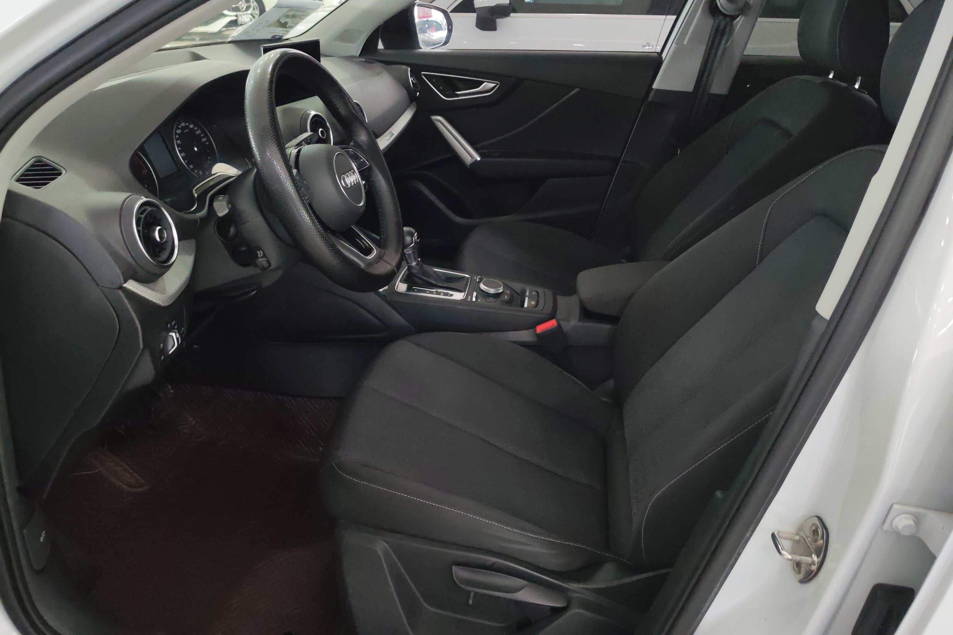 奥迪Q2L 35TFSI 2021款 1.4T 自动 进取动感型 (国Ⅵ) 